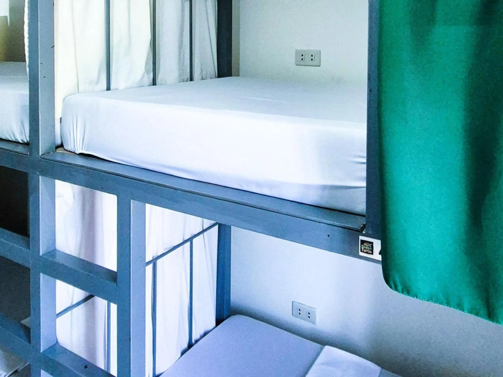 Bed in Green Turtle Backpackers Guesthouse, Puerto Princesa