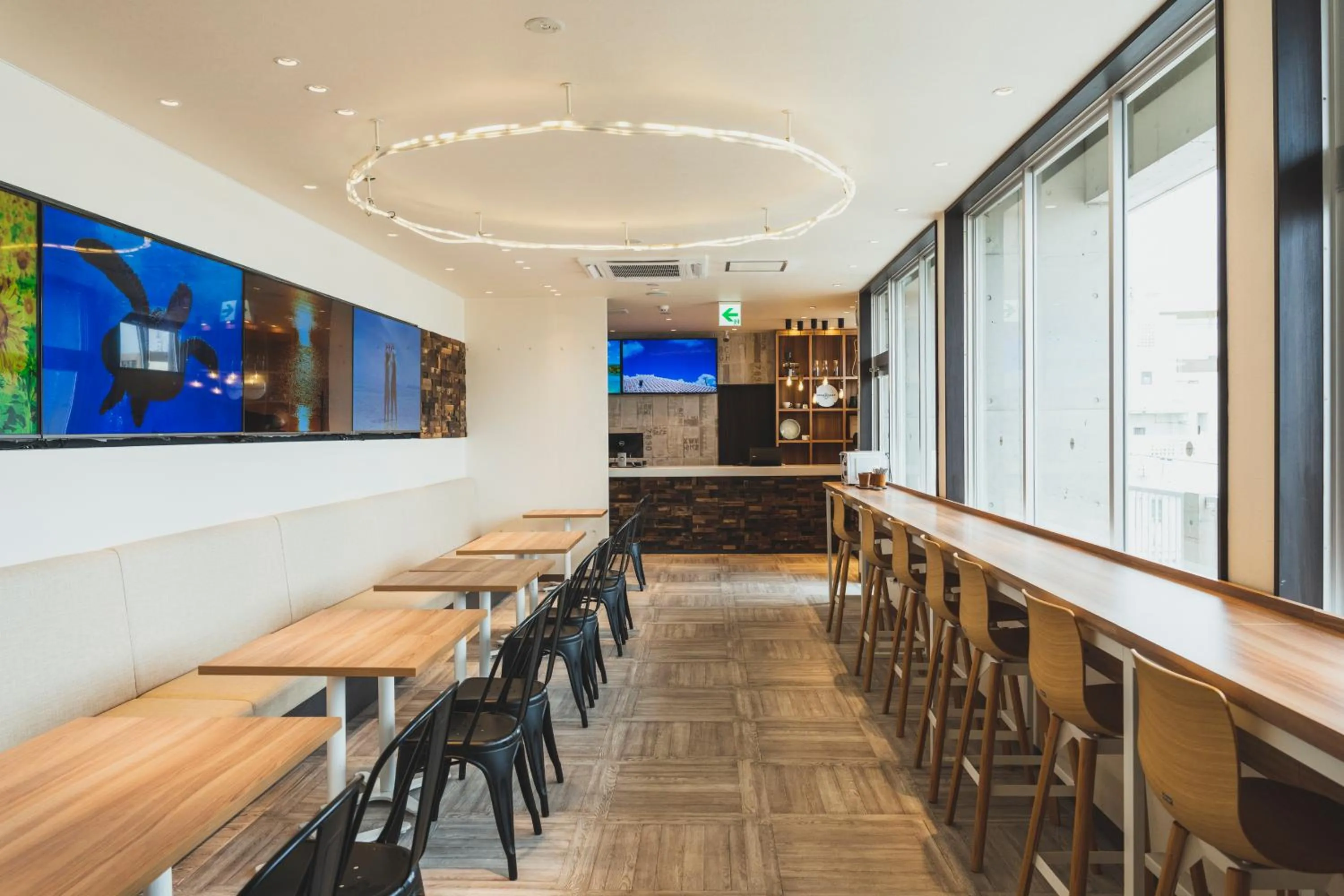 Lounge or bar in The BREAKFAST HOTEL MARCHE Ishigaki Island