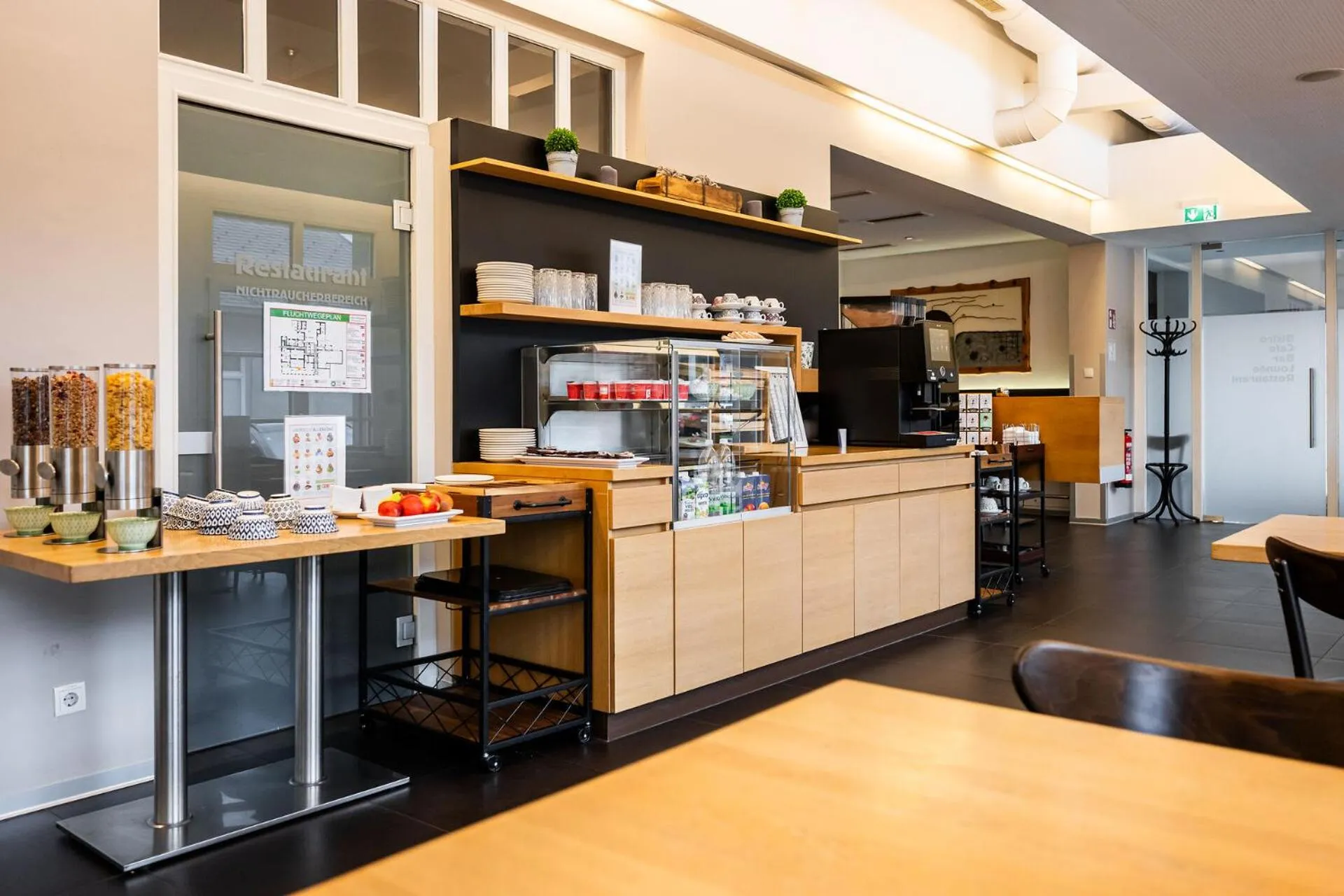 Breakfast in Motel Zeltweg - Self-Check-in