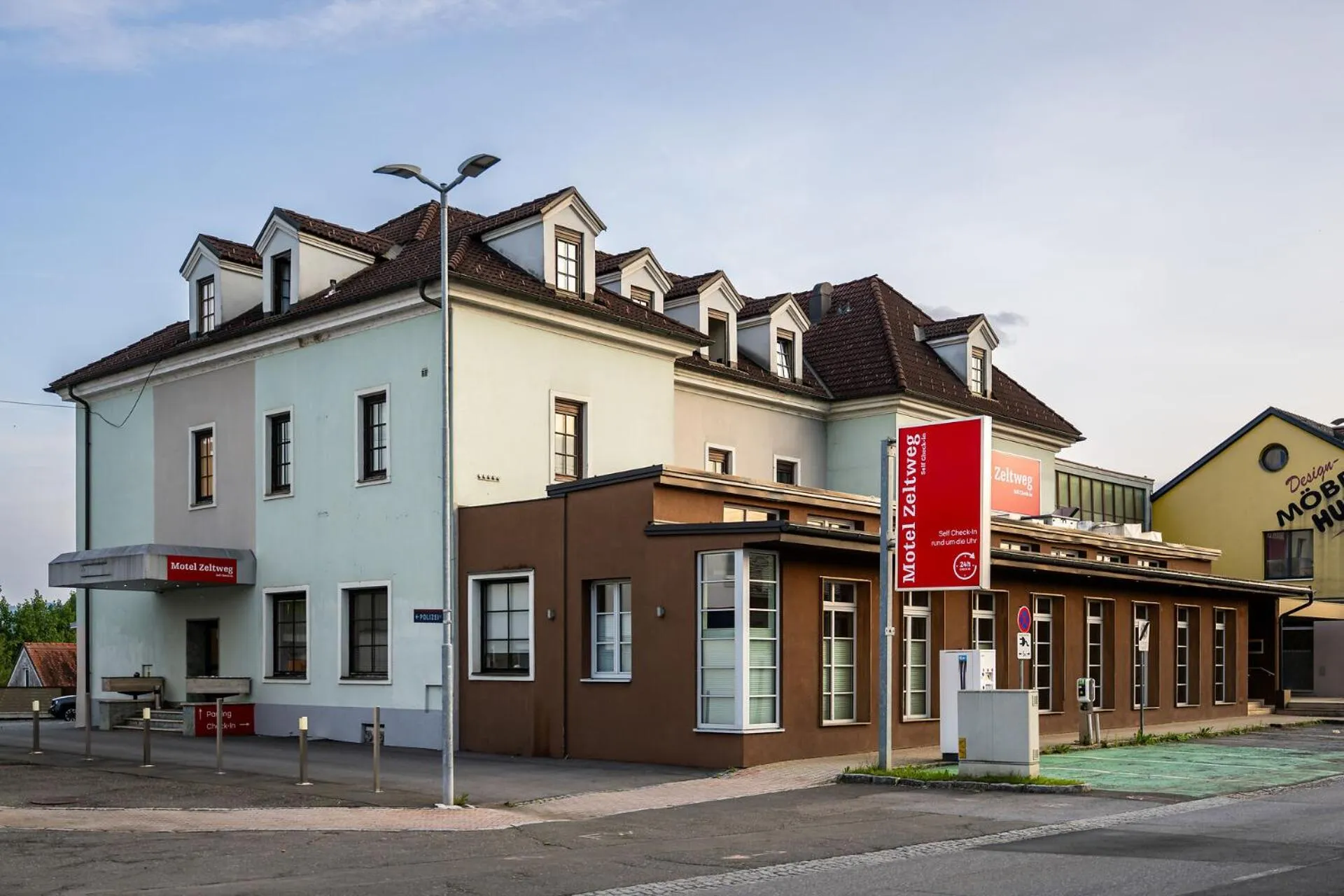 Property building in Motel Zeltweg - Self-Check-in