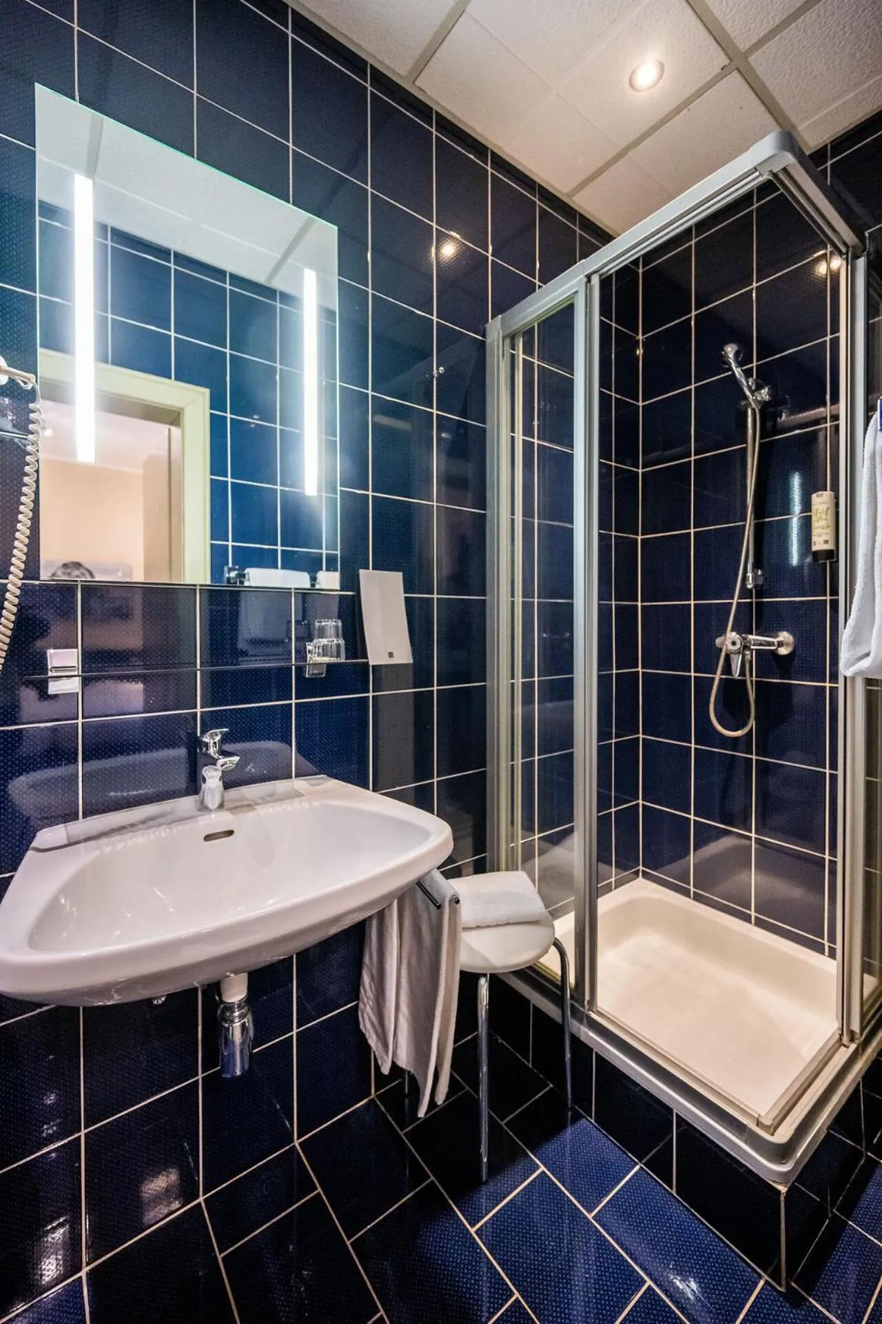 Shower in Motel Zeltweg - Self-Check-in