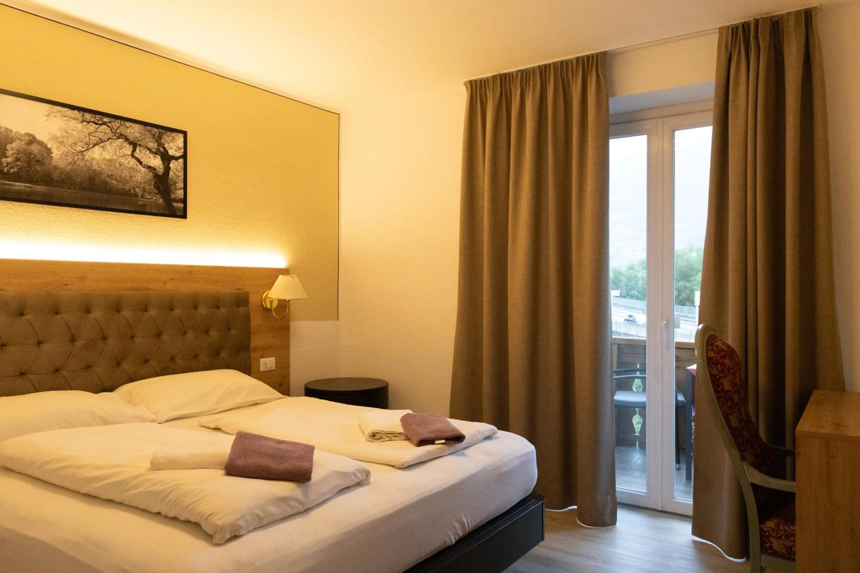 Bed in Hotel Marlingerhof