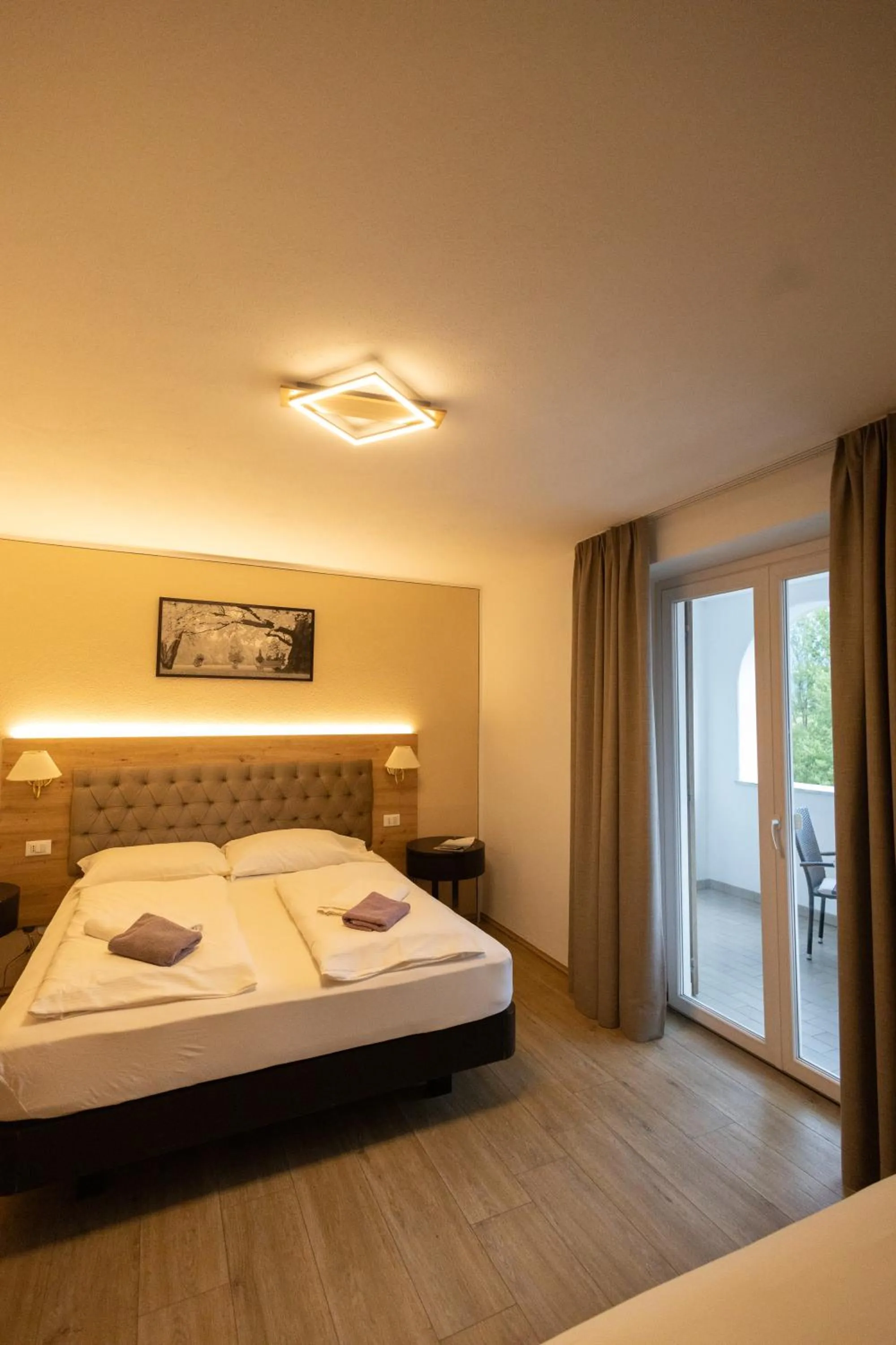 Photo of the whole room, Bed in Hotel Marlingerhof