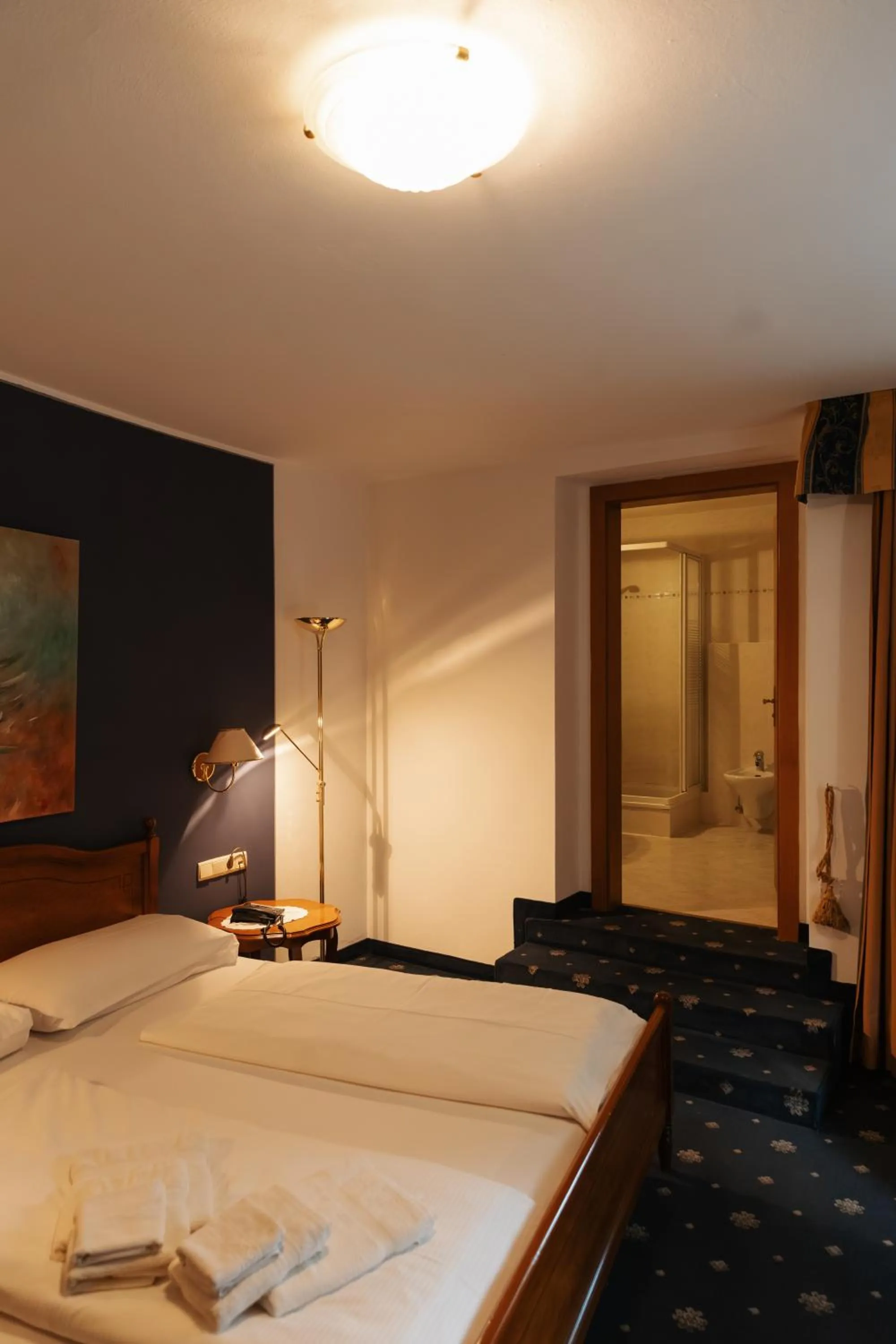 Bed in Hotel Marlingerhof