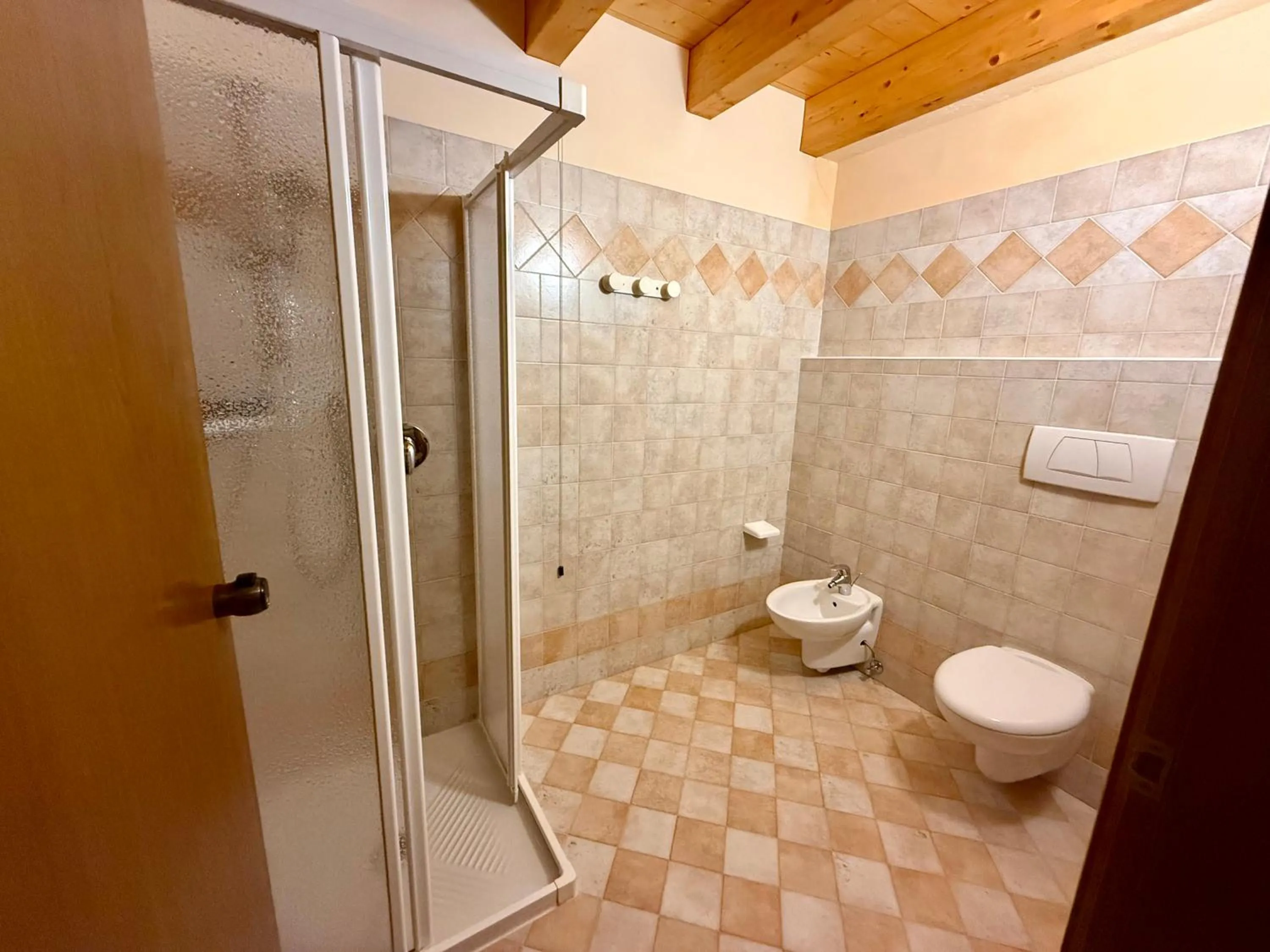 Shower in B&B La Montanara