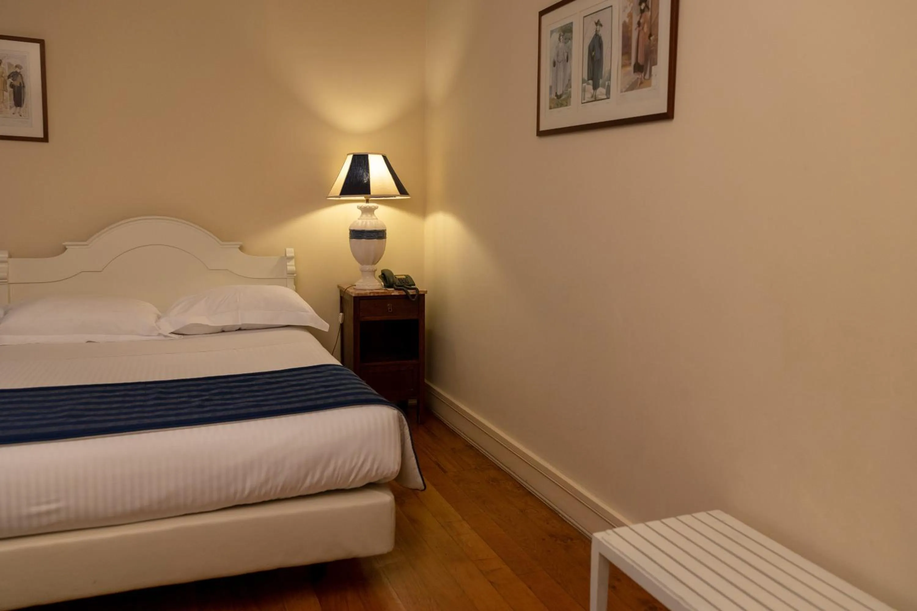 Bedroom, Bed in Hotel Villa Garden Braga