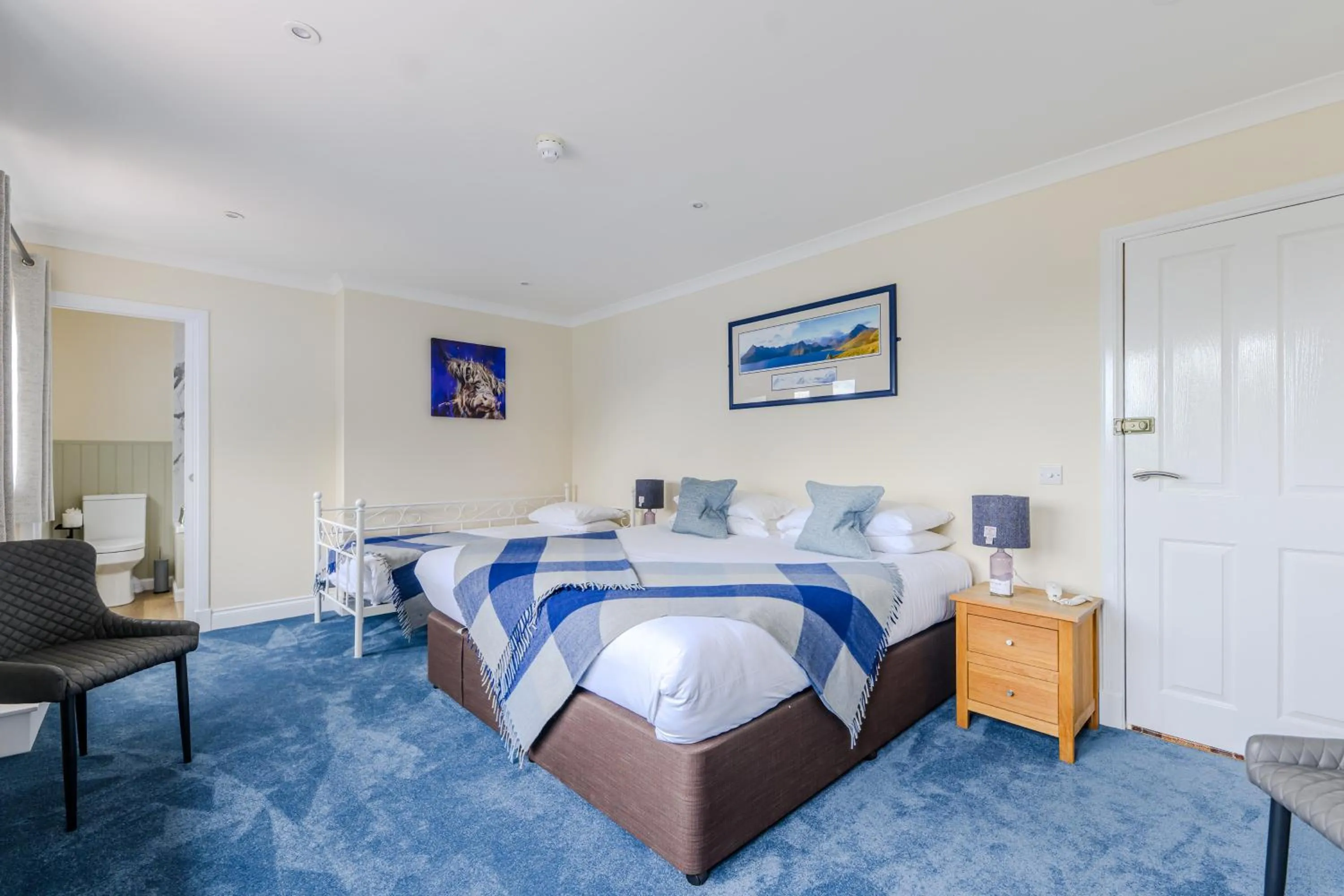 Bed in Loch Ness Clansman Hotel