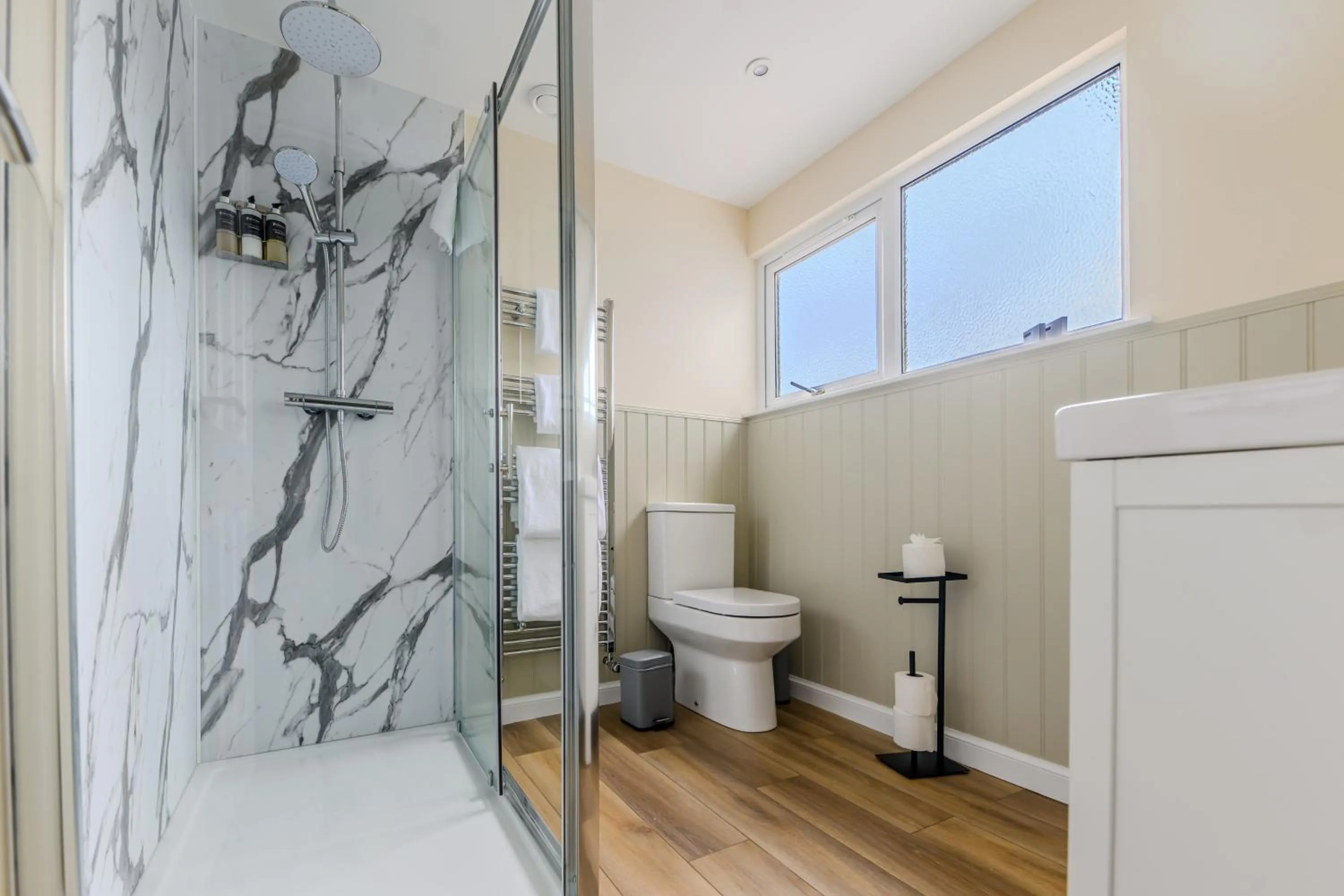 Shower in Loch Ness Clansman Hotel