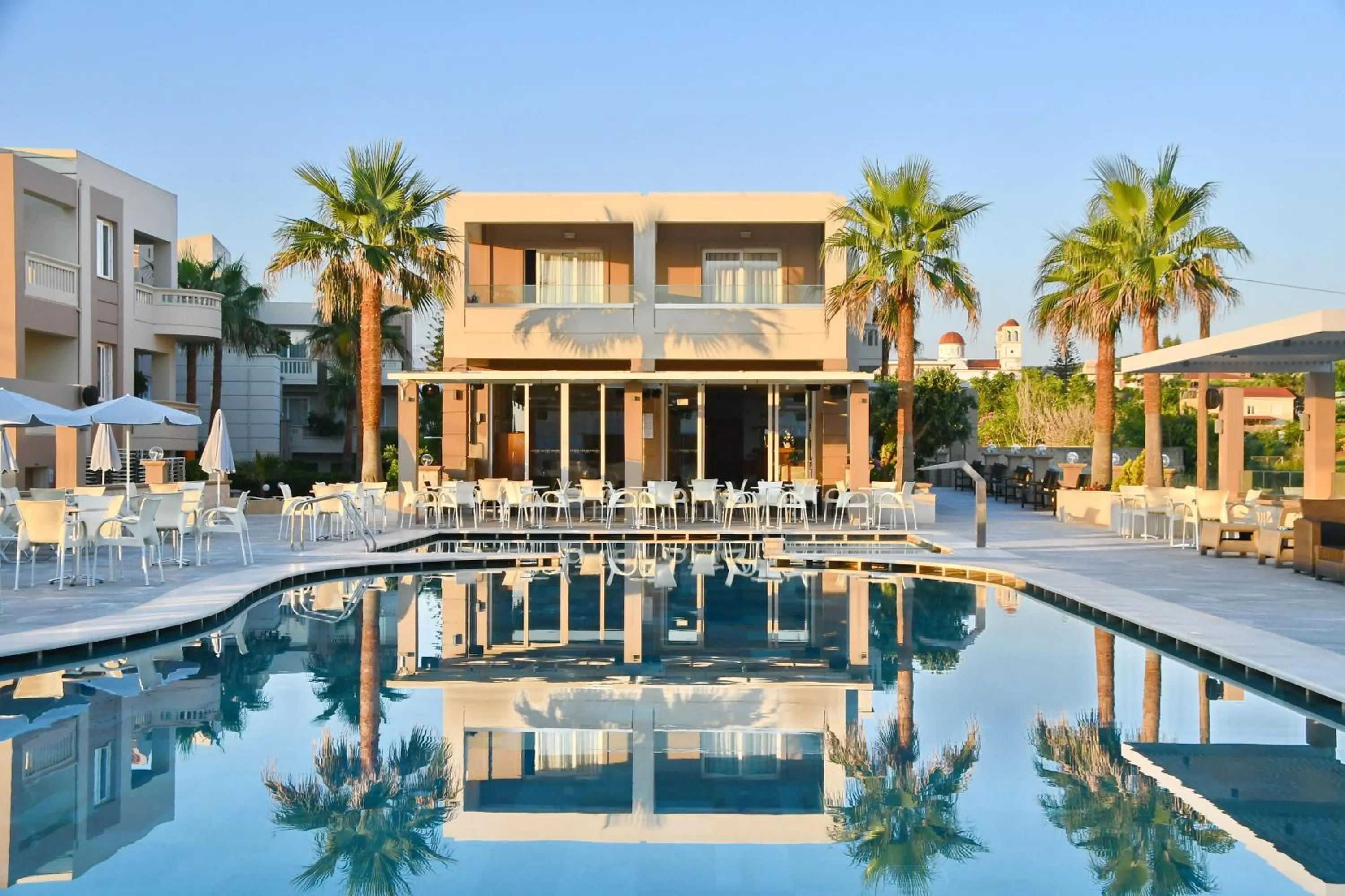 Swimming pool in Castro Beach Hotel