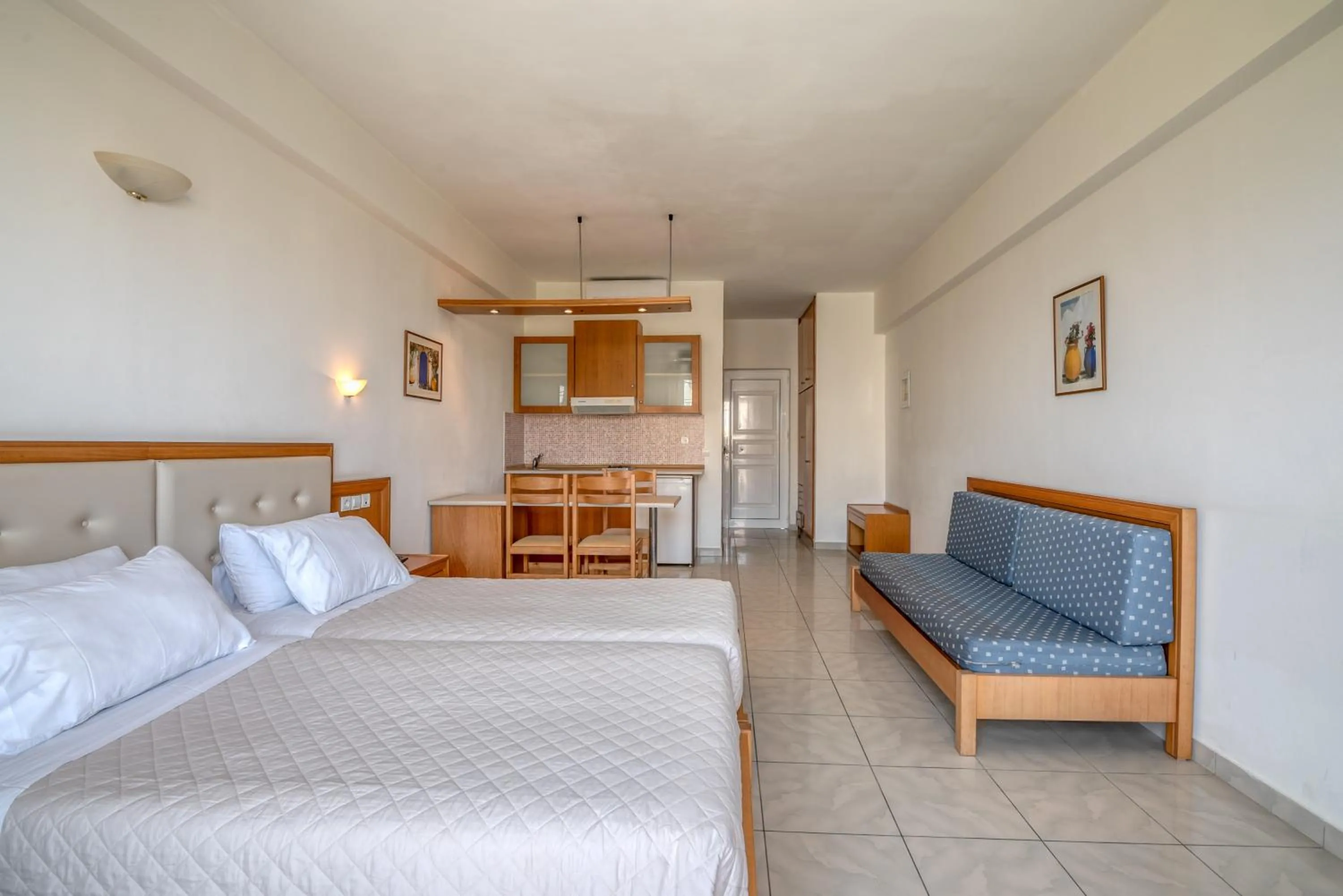 Bed in Castro Beach Hotel