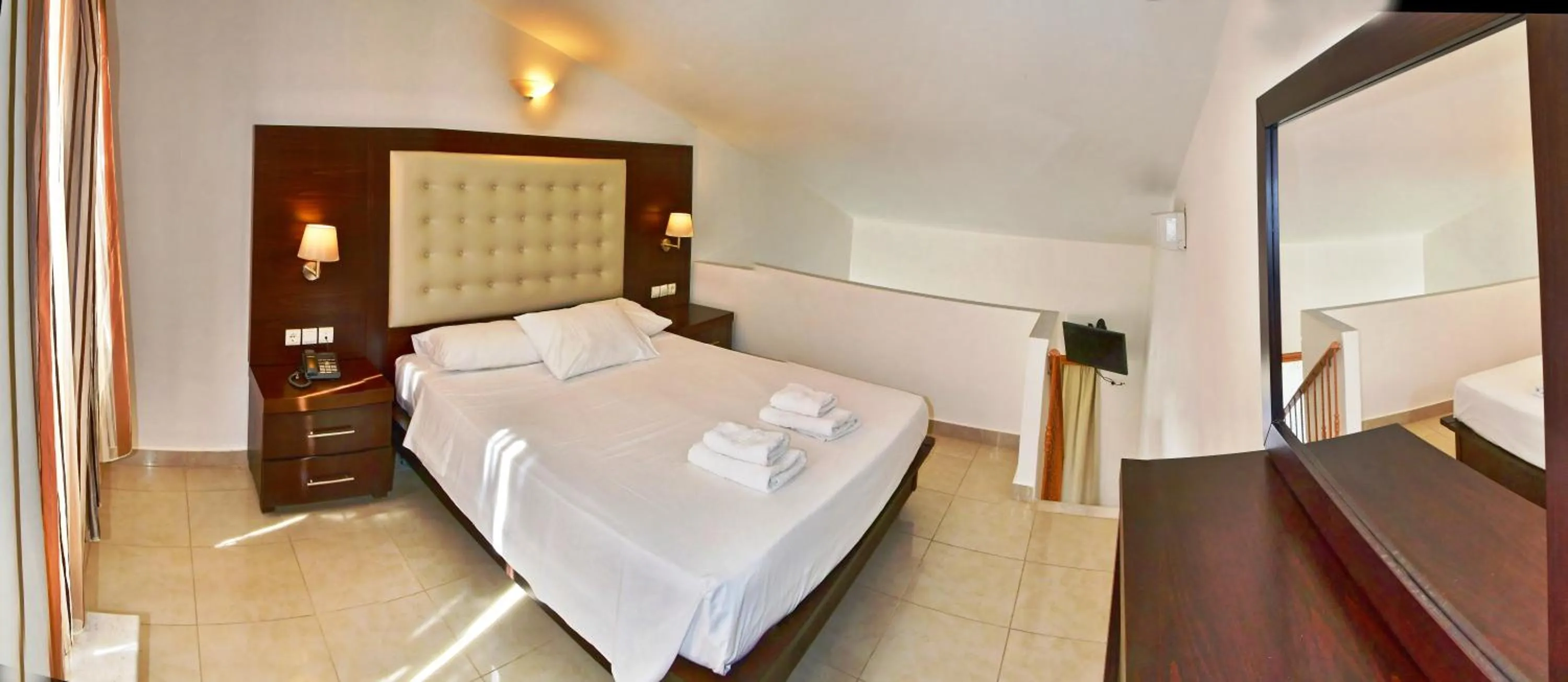 Bed in Castro Beach Hotel