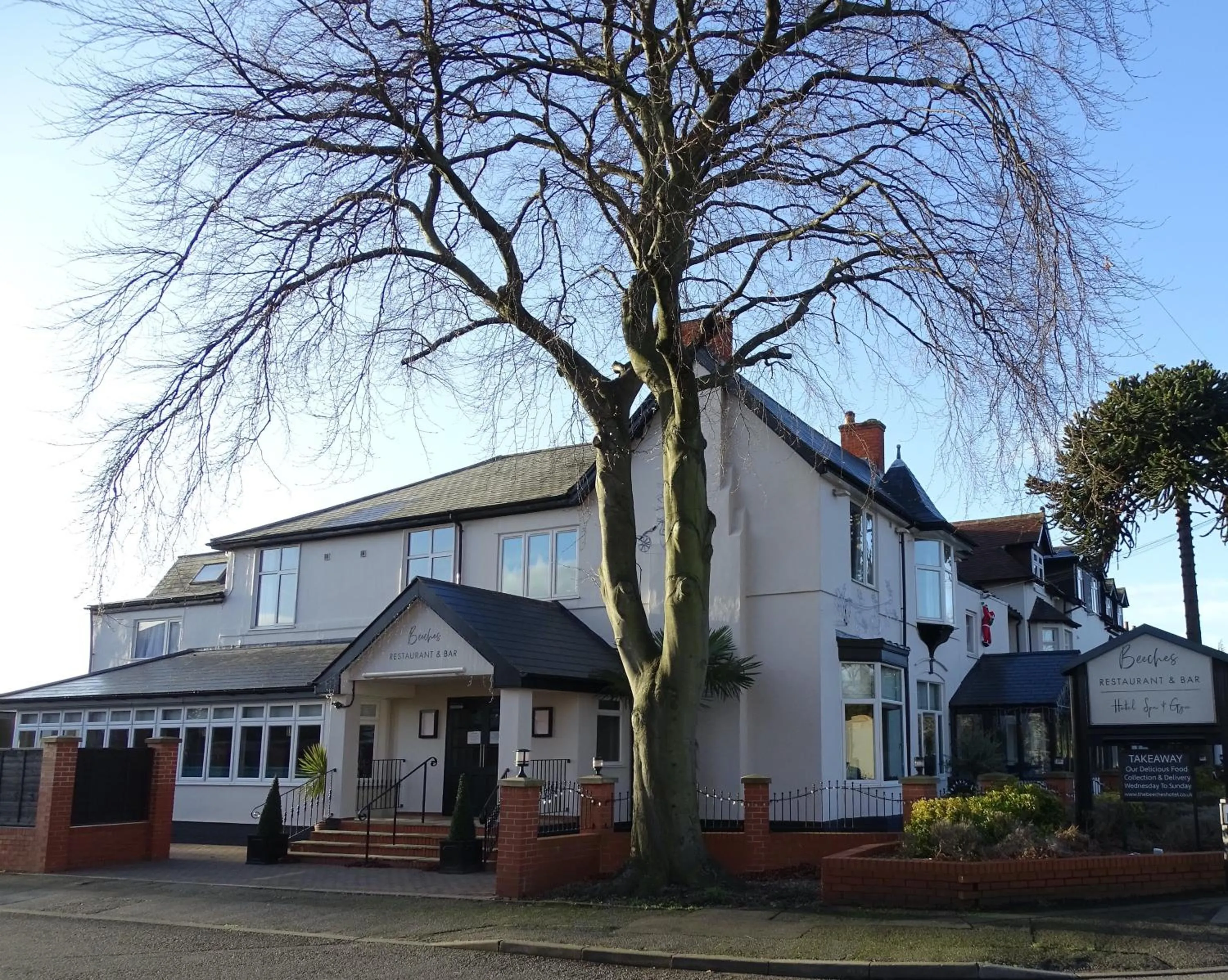 Property building in The Beeches Hotel & Leisure Club