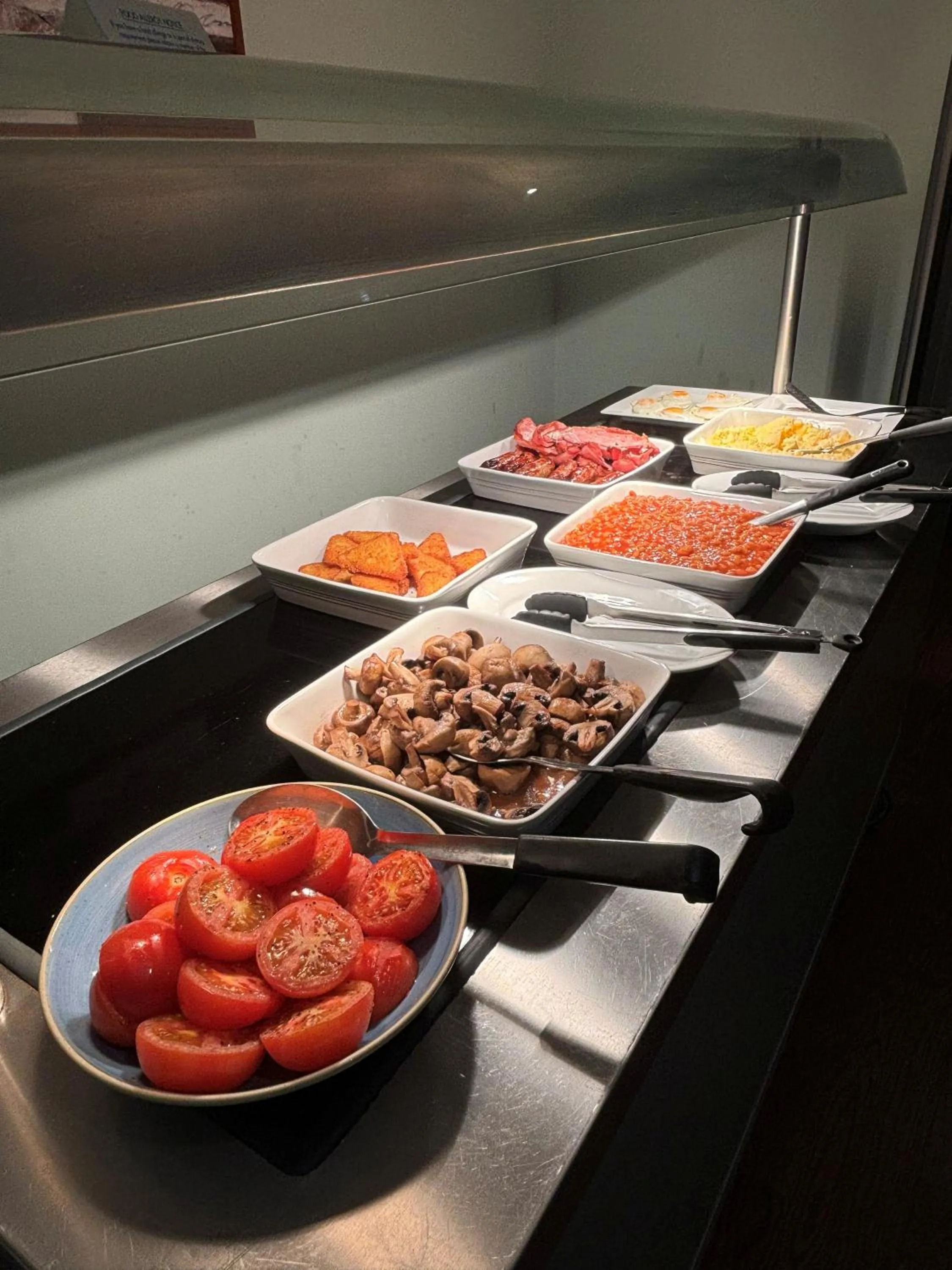 Breakfast in The Beeches Hotel & Leisure Club