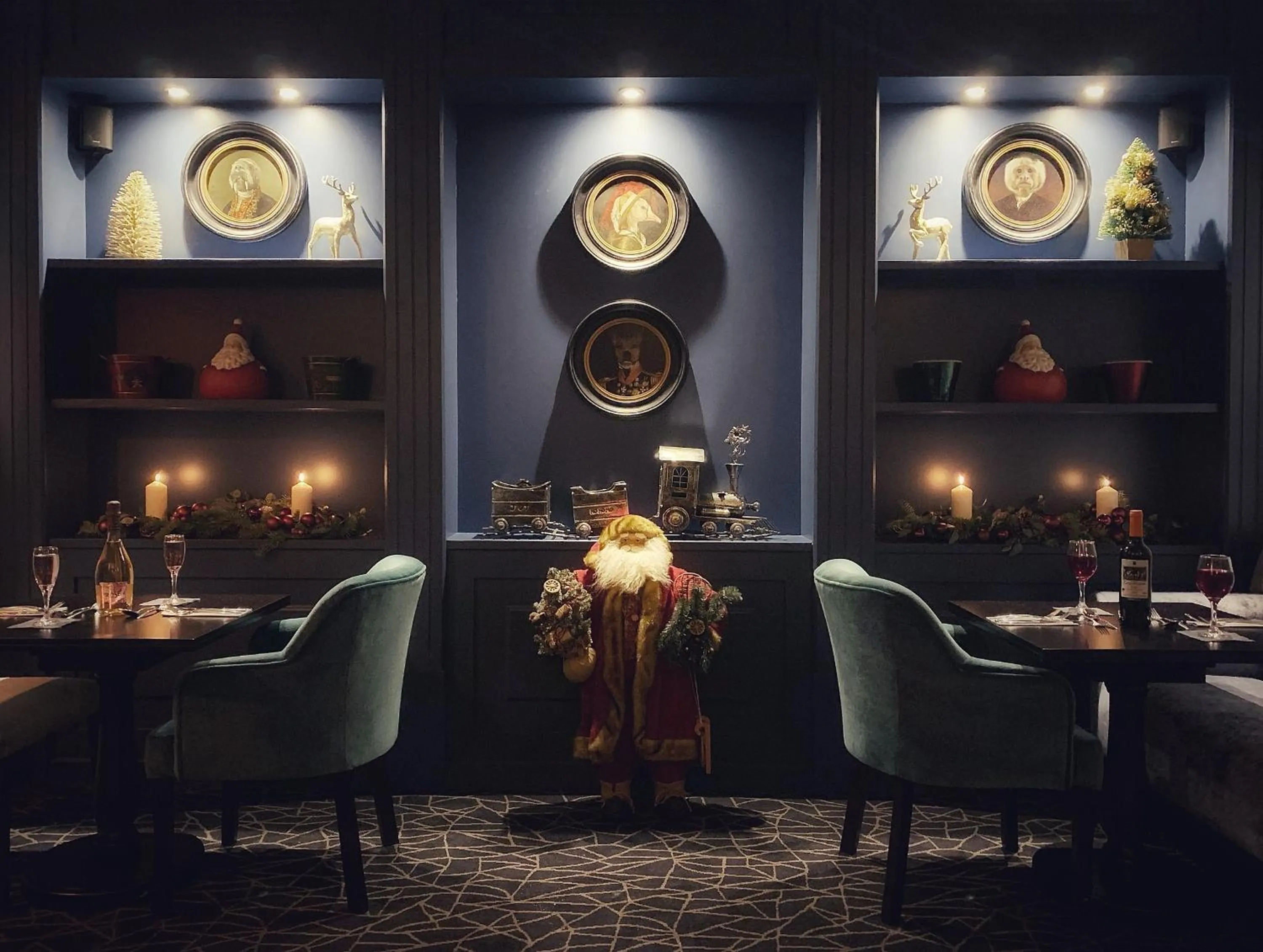 Lounge or bar in The Beeches Hotel & Leisure Club