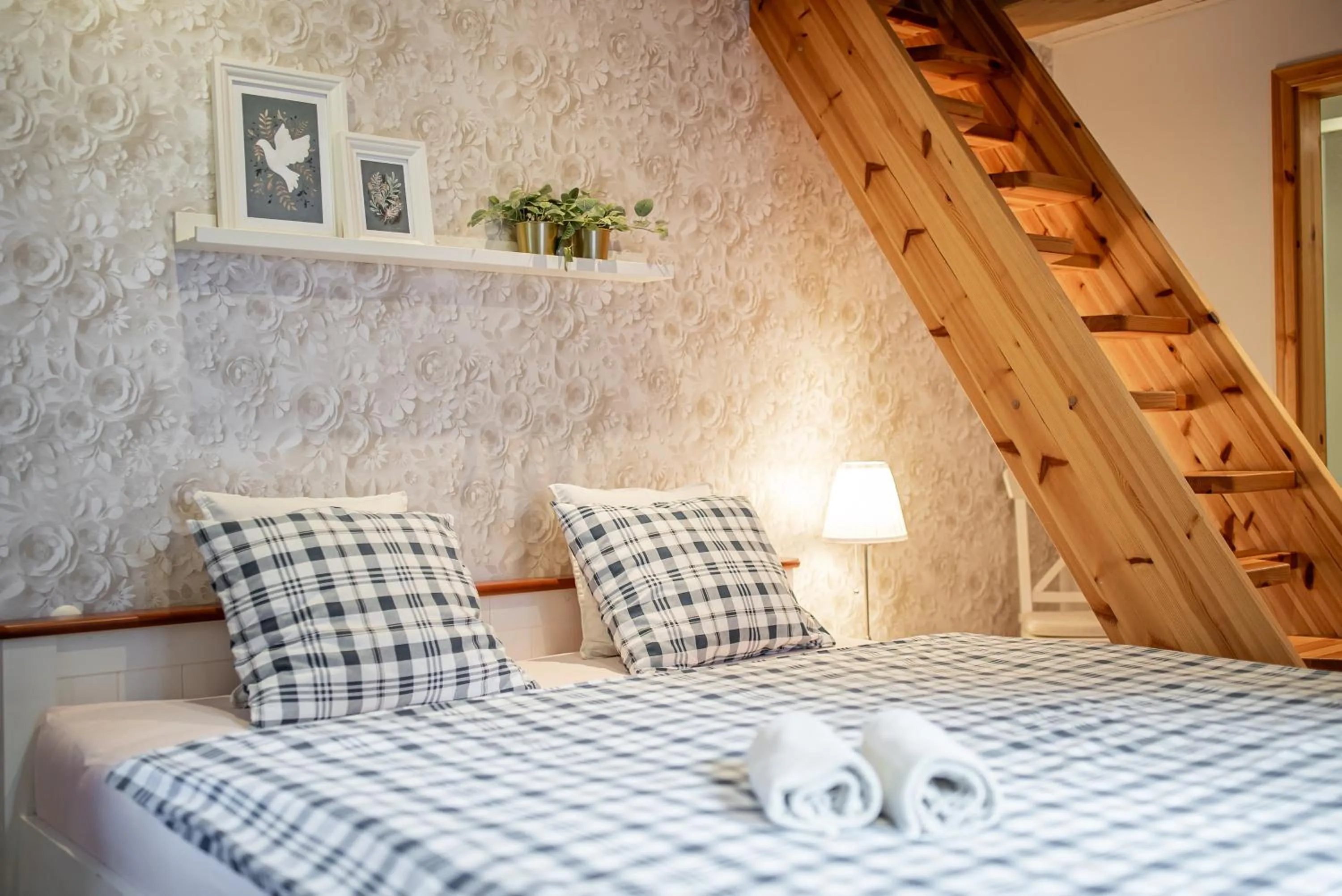 Bed in Hamr Divci Kamen