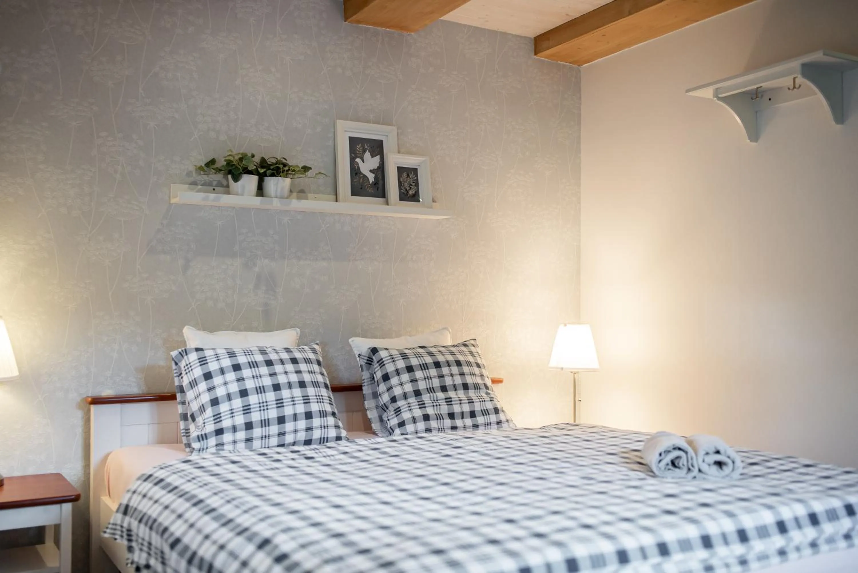 Bed in Hamr Divci Kamen