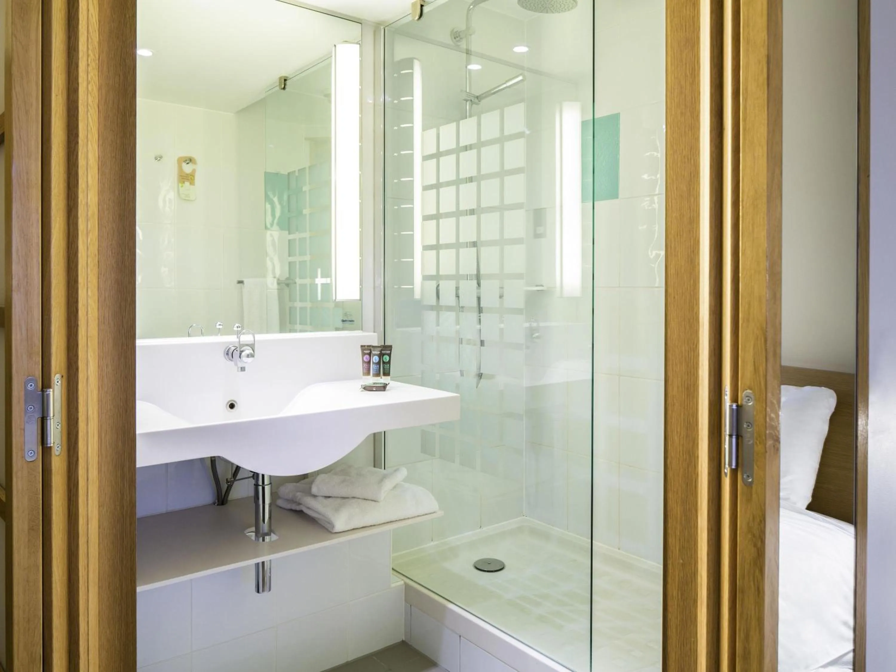 Bedroom in Novotel London Paddington