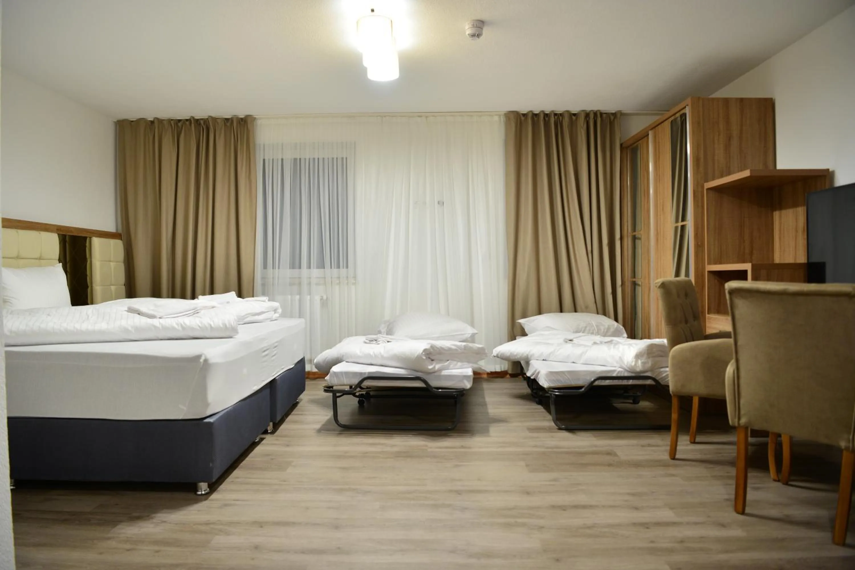 bunk bed, Bed in Hotel Hausen Obertshausen Frankfurt