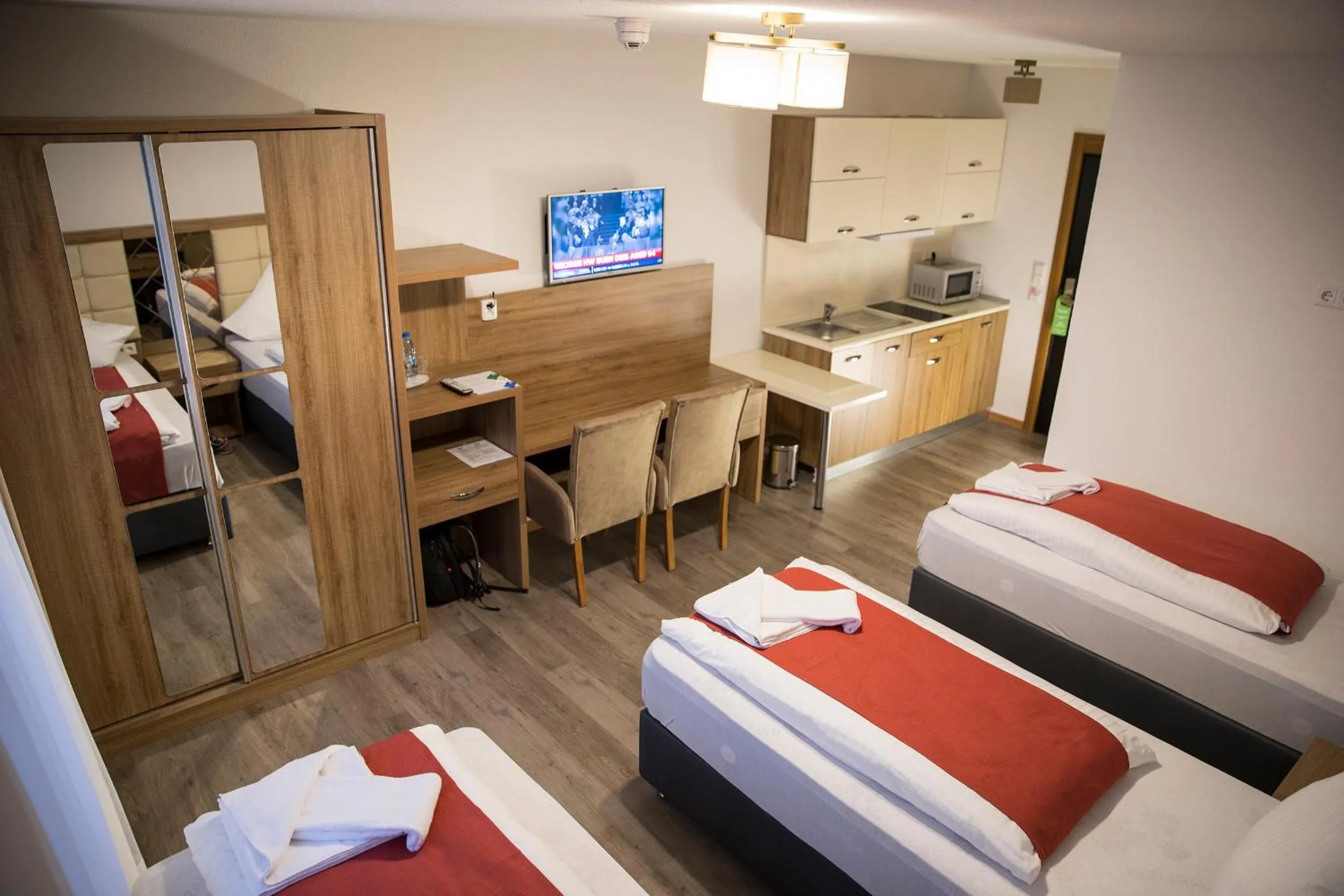 Bed in Hotel Hausen Obertshausen Frankfurt