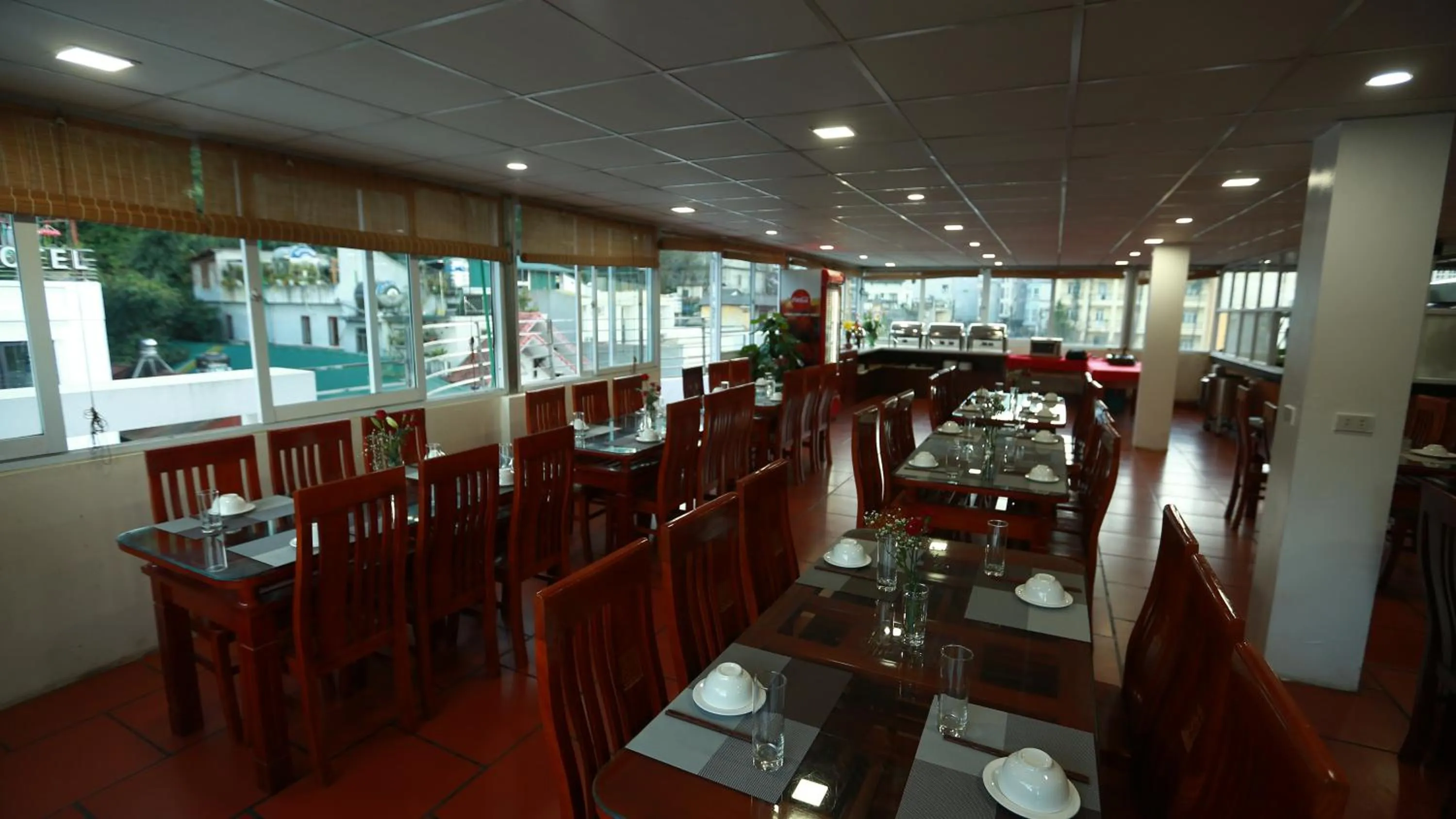 Restaurant/places to eat in Sapa Land Hotel