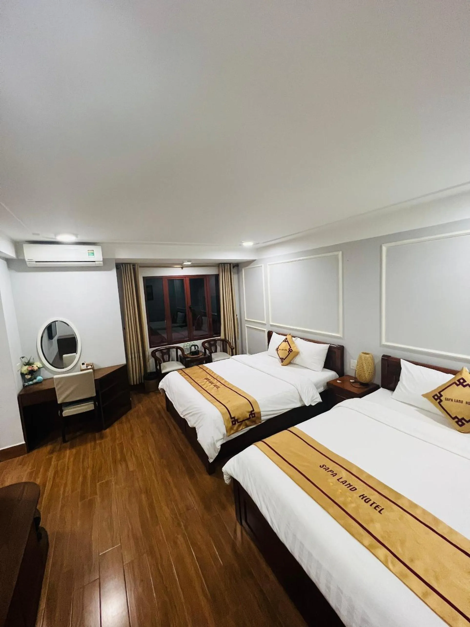 Photo of the whole room, Bed in Sapa Land Hotel