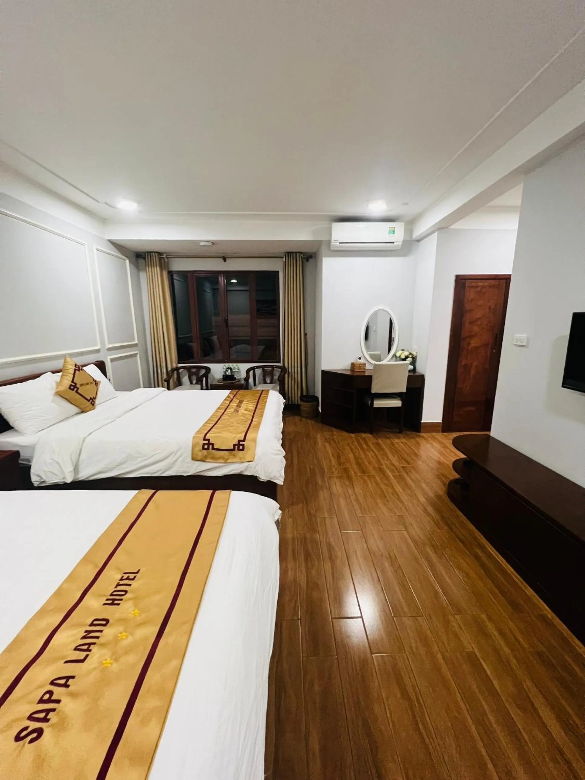 Photo of the whole room, Bed in Sapa Land Hotel