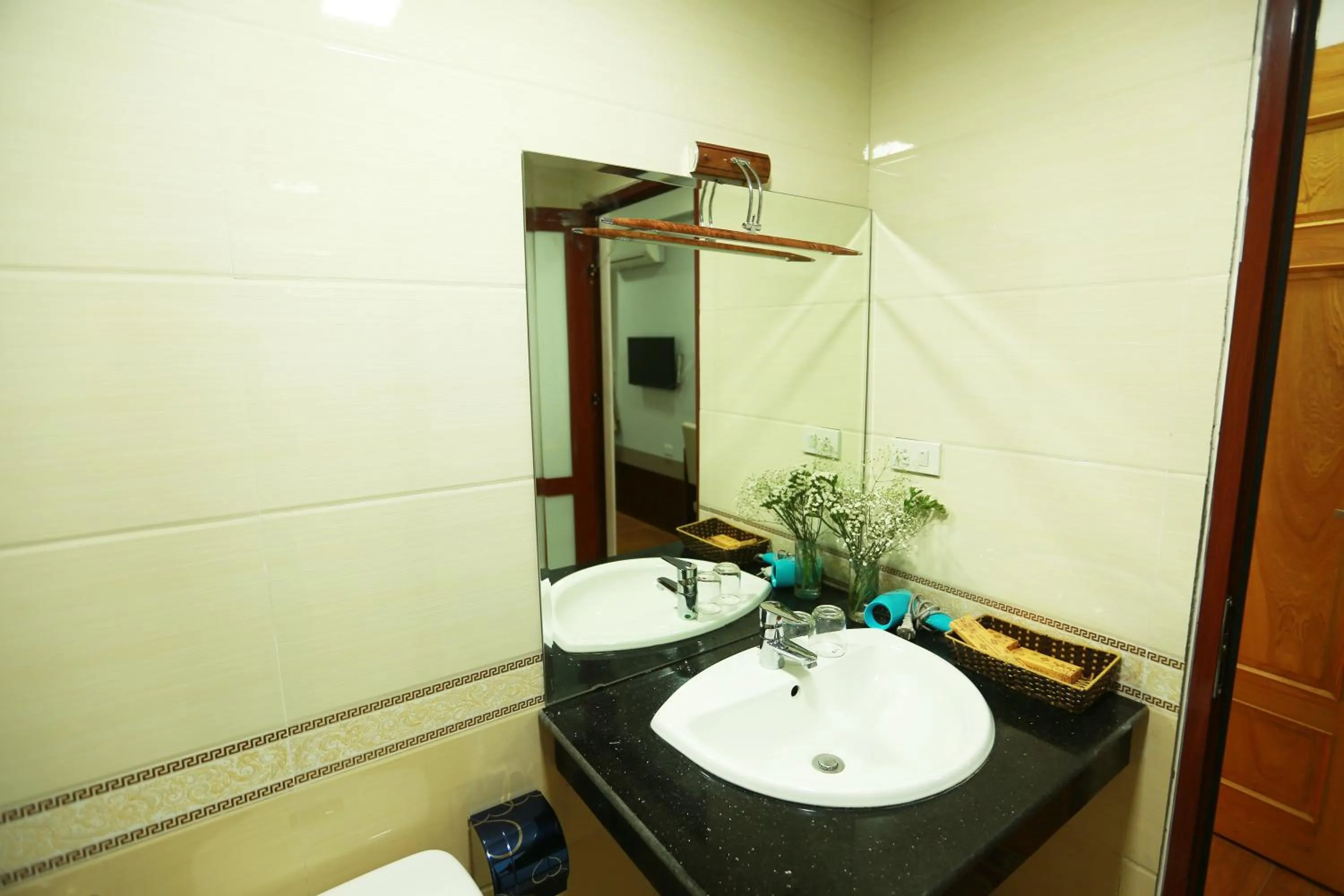 Bathroom in Sapa Land Hotel