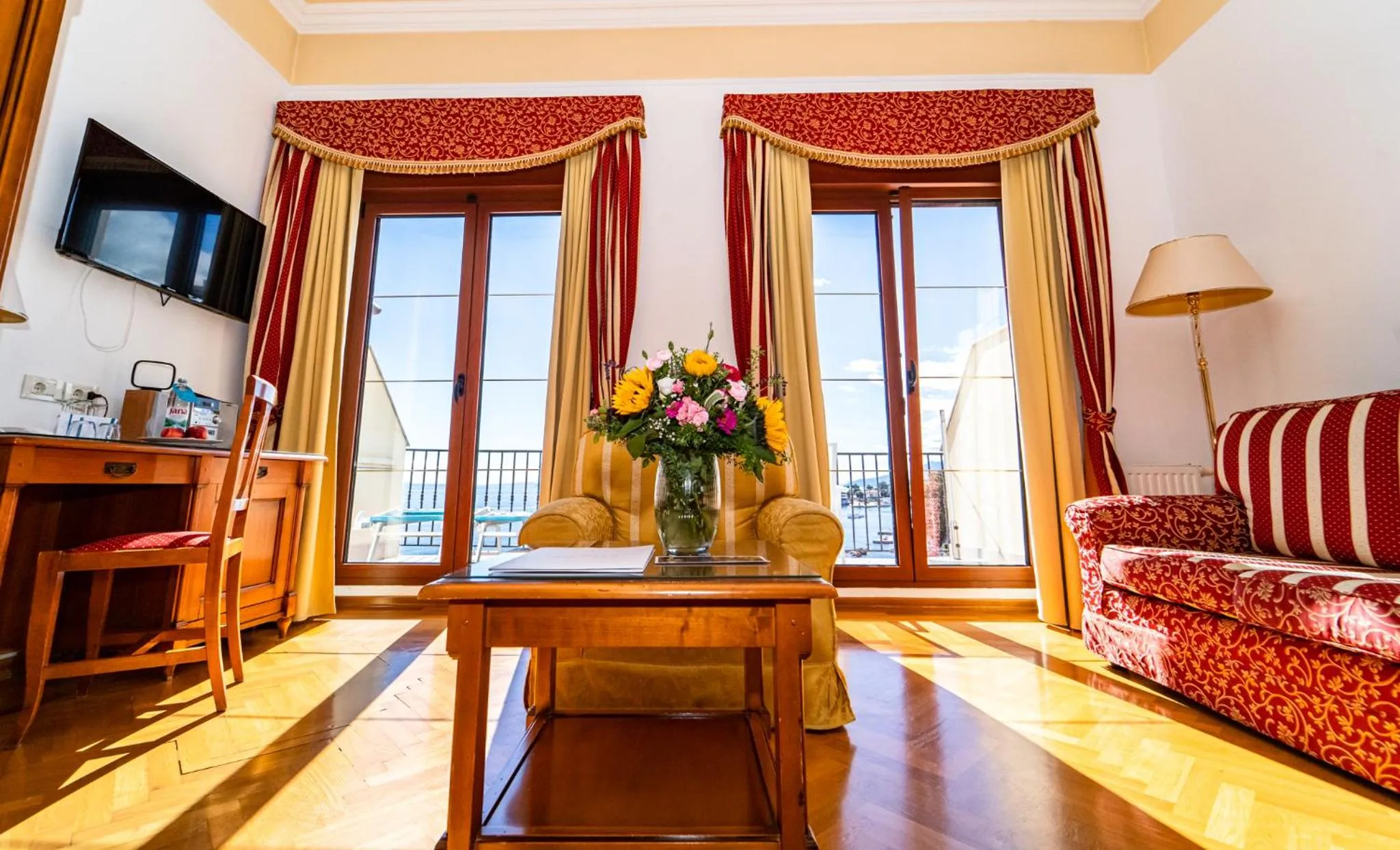 Bed in Hotel Miramar