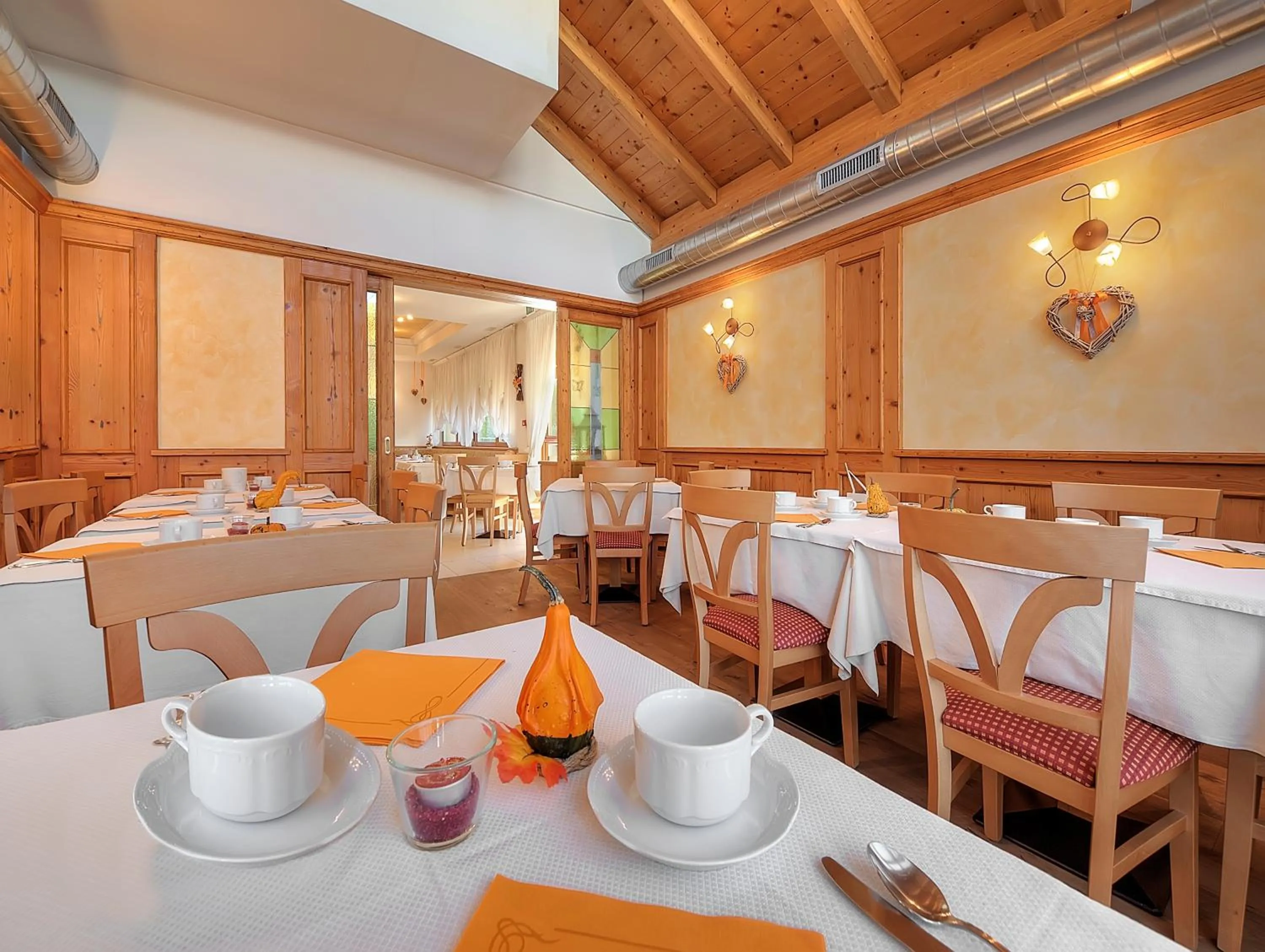 Restaurant/places to eat in Hotel Garni La Vigna - Adult Friendly