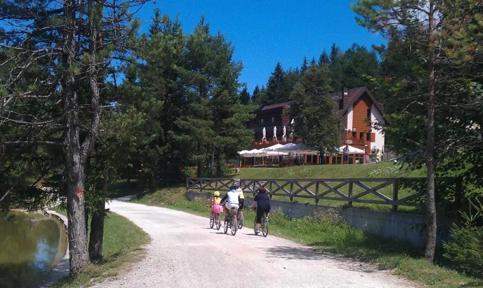 Cycling in Hotel Rakitna