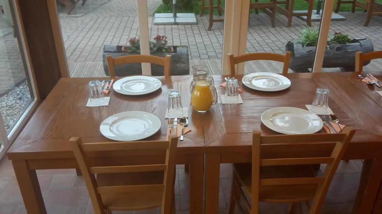 Breakfast in Hotel Rakitna