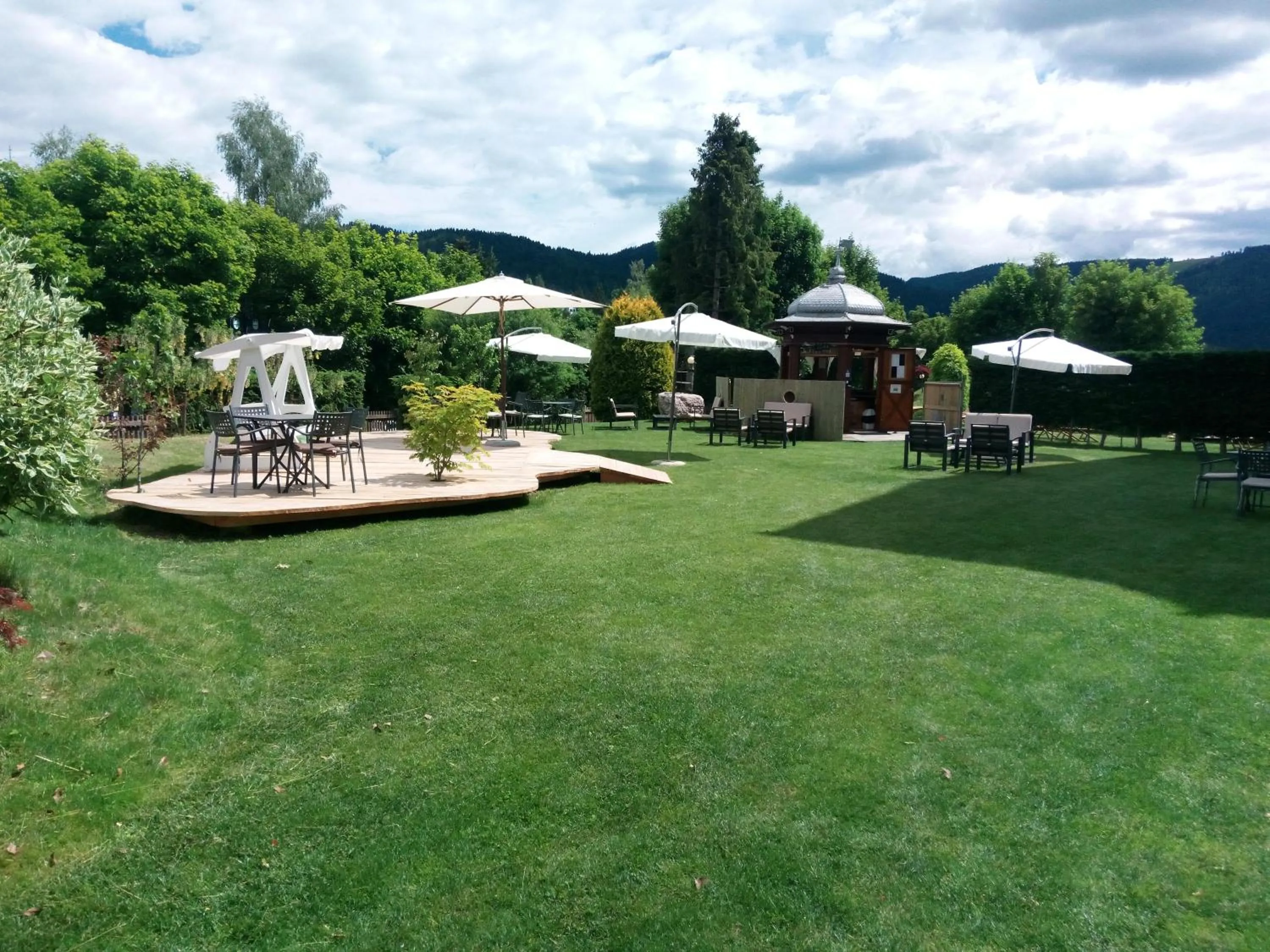 Garden in Alpen Hotel Eghel
