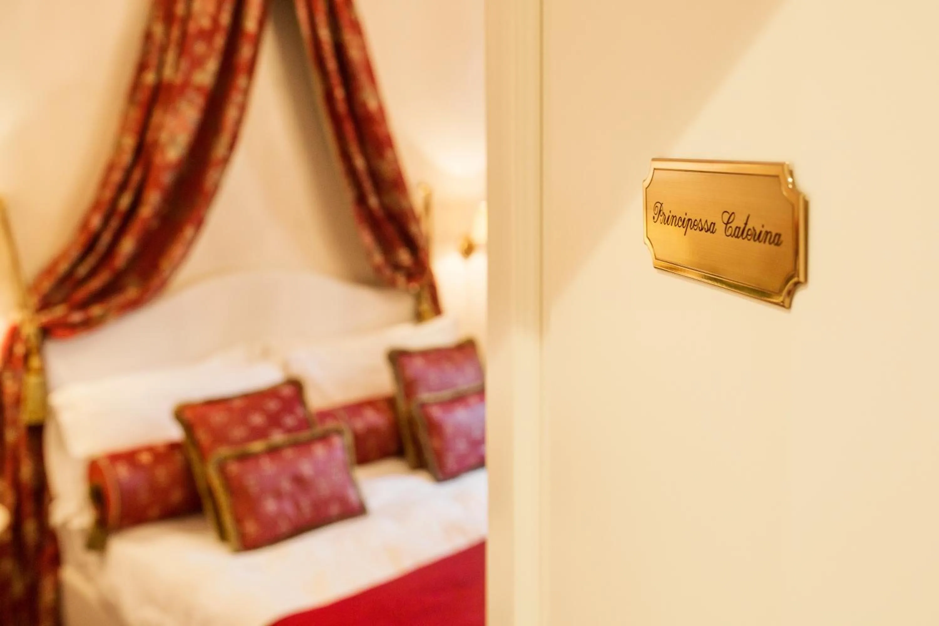 Bed in Duchessa Margherita Chateaux & Hotels