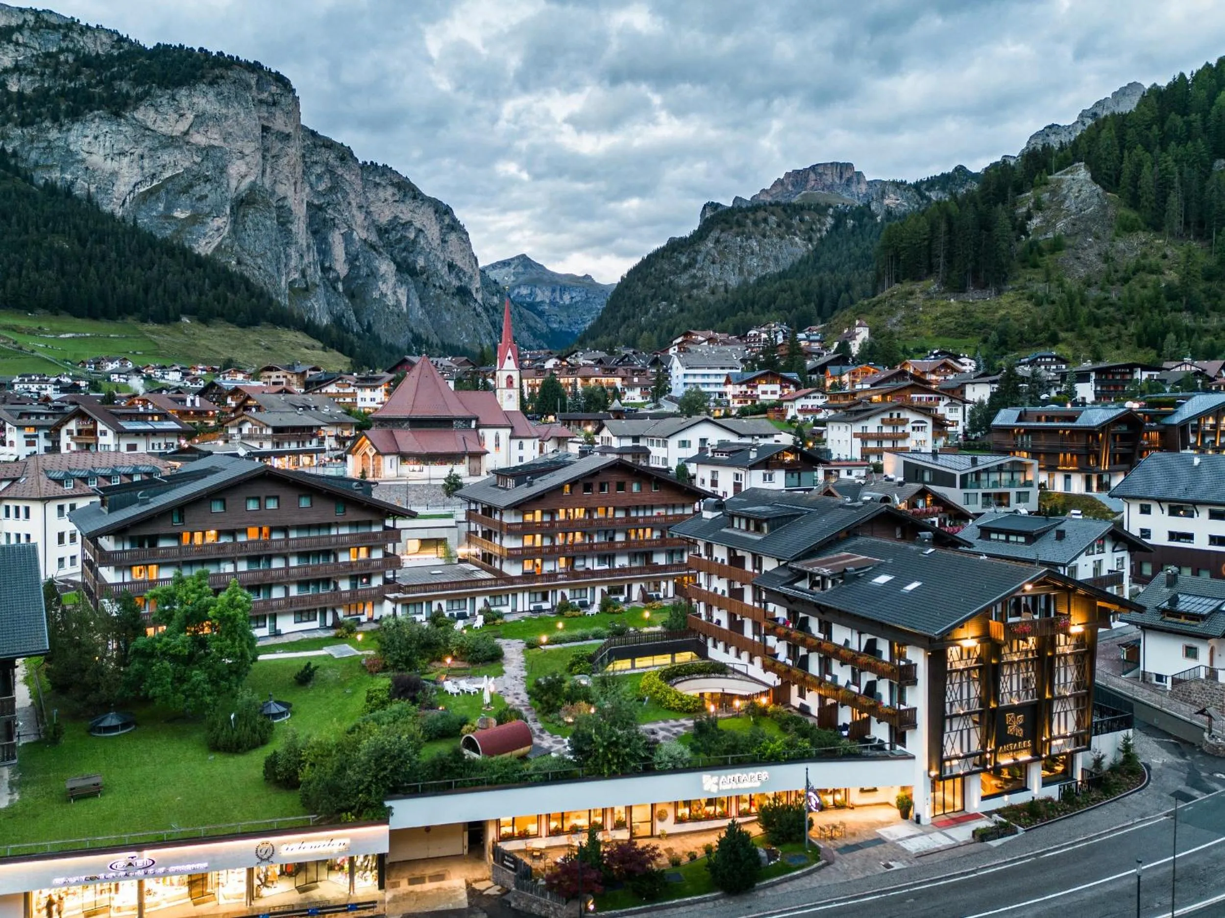 Property building in Residence Antares