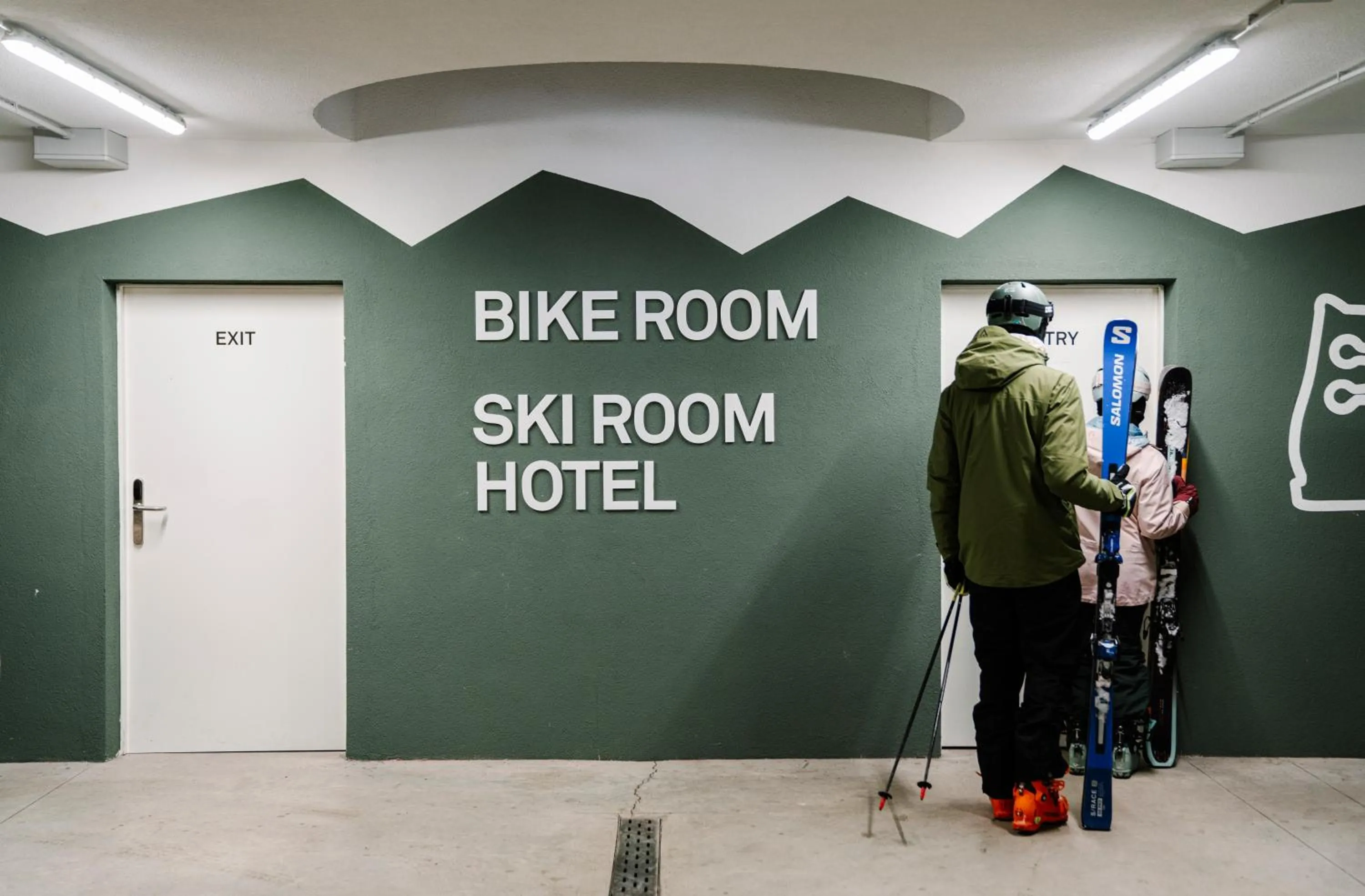 Skiing in Residence Antares