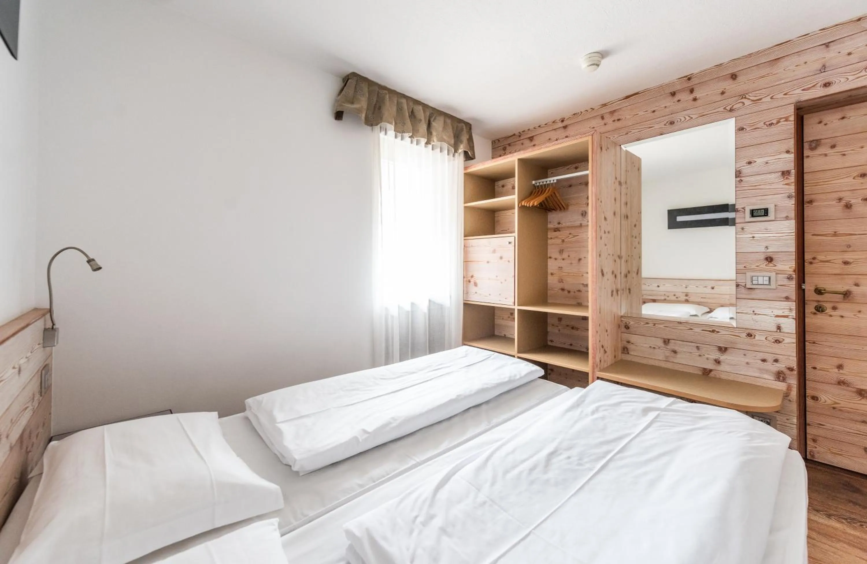 Bedroom, Bed in Residence Antares
