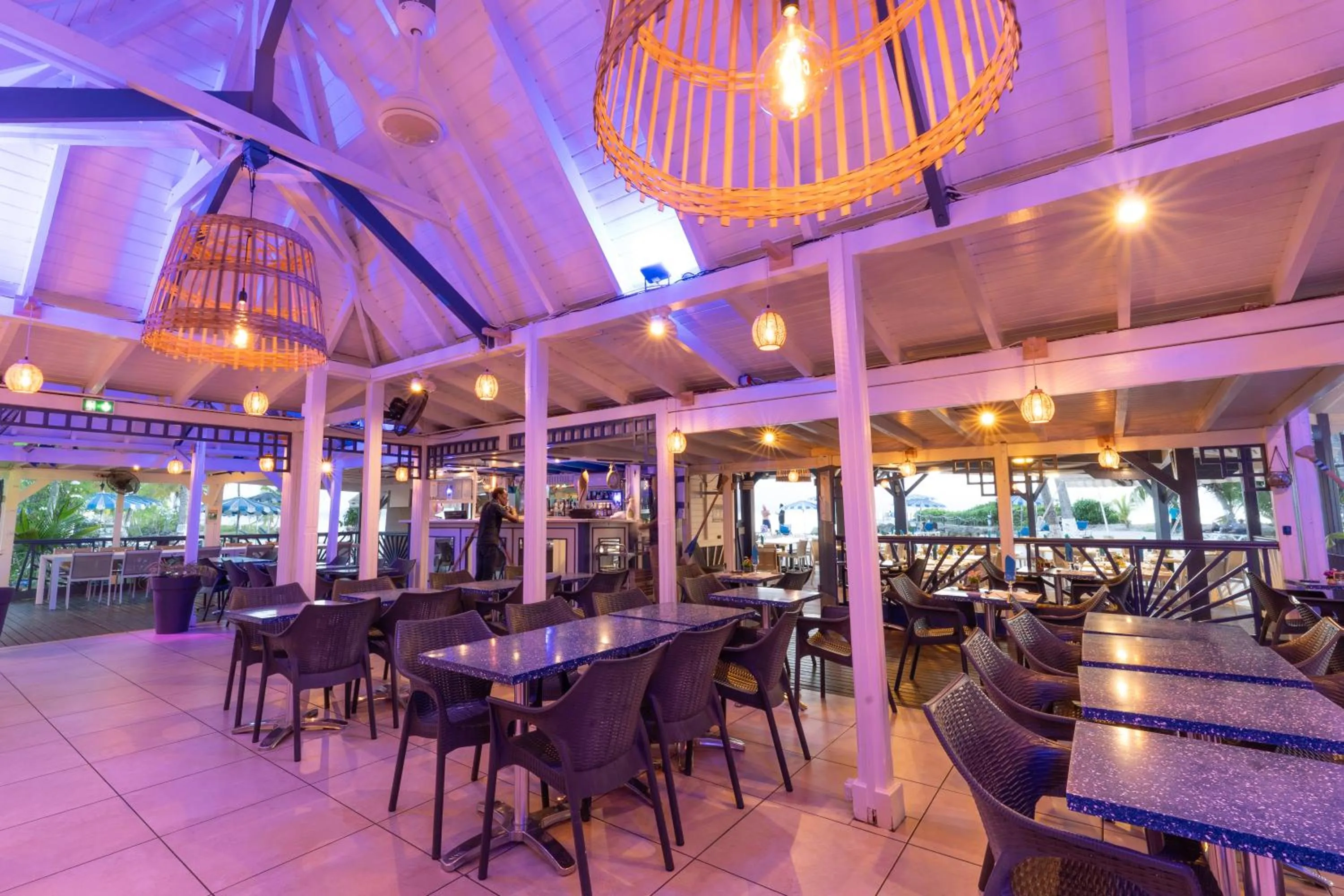 Restaurant/places to eat in Canella Beach Hotel