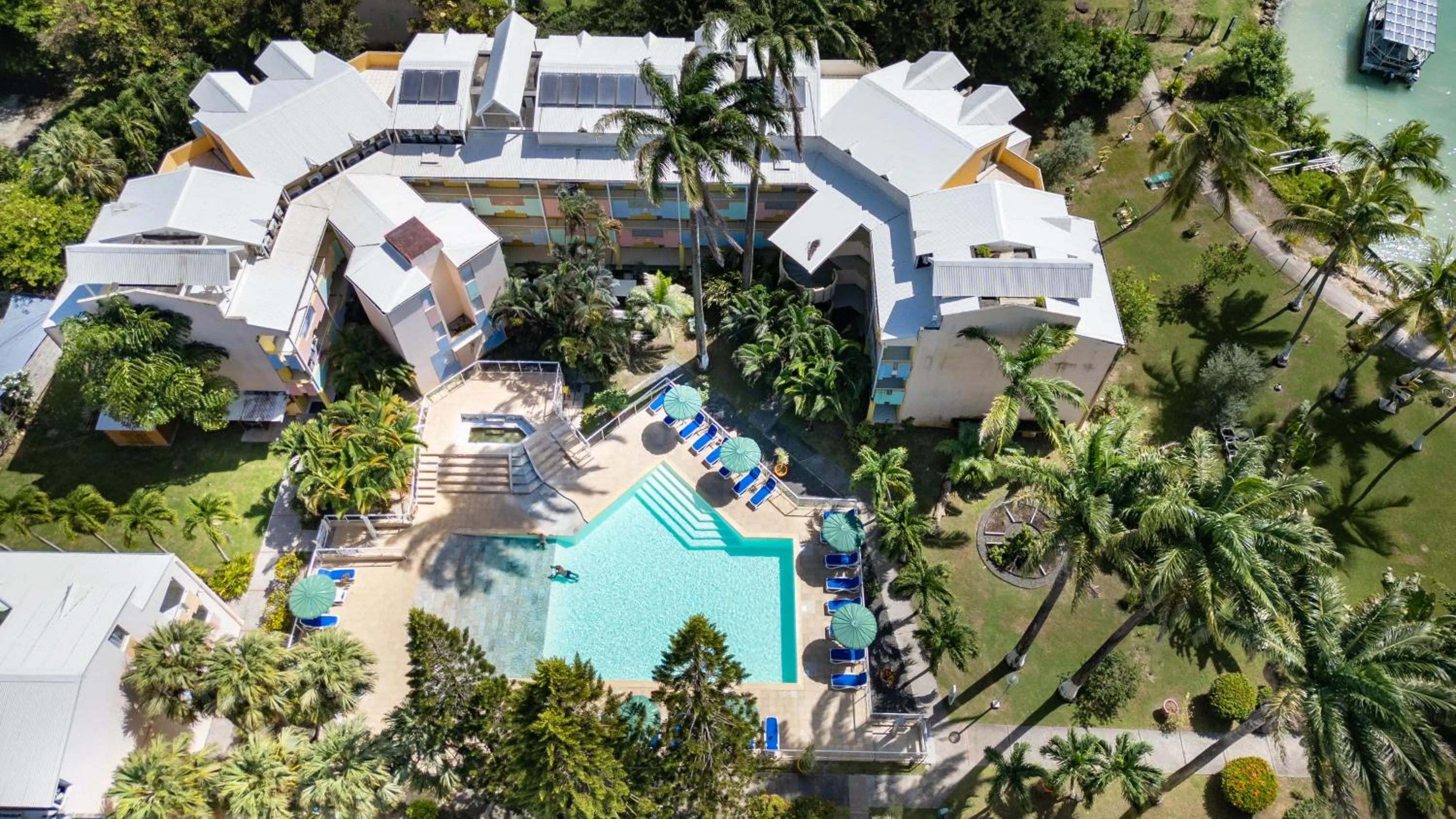 Property building in Canella Beach Hotel