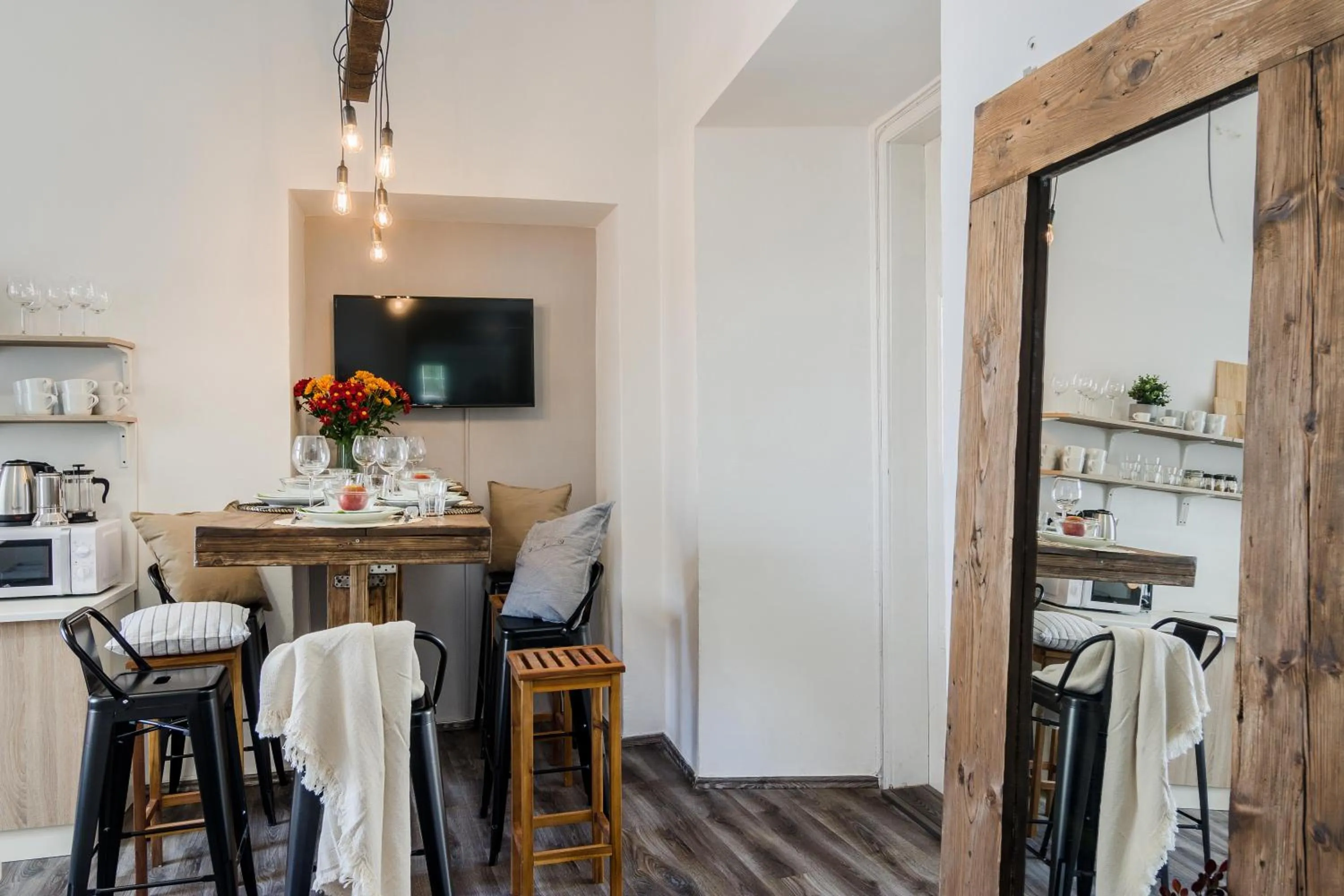 Dining area in Historic Centre Prague Apartments by Michal&Friends
