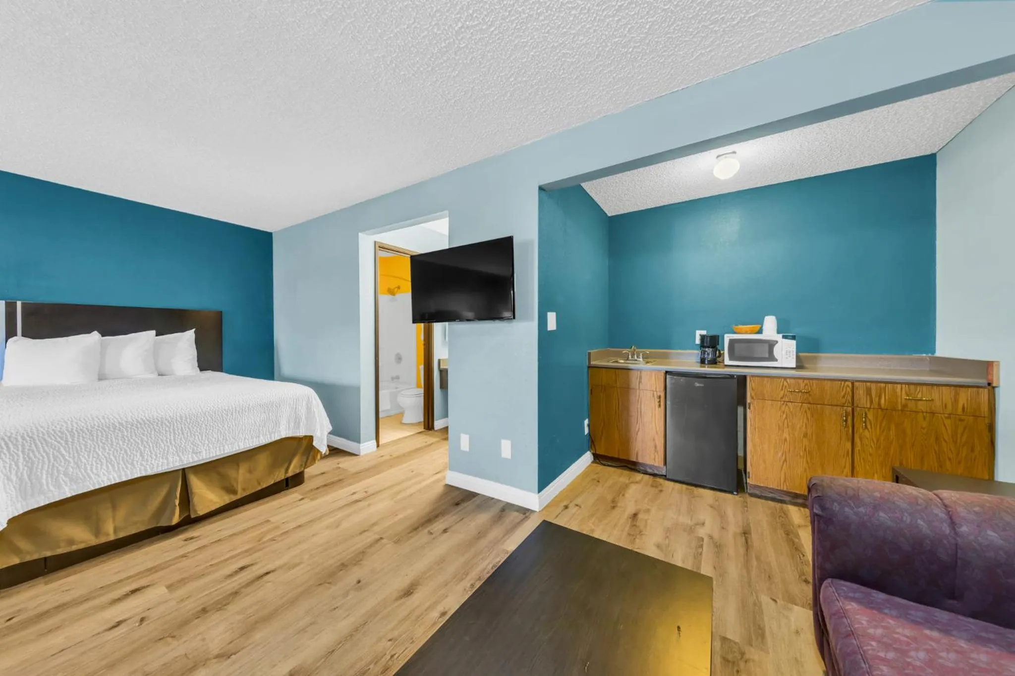 Bed in Days Inn by Wyndham Carson City