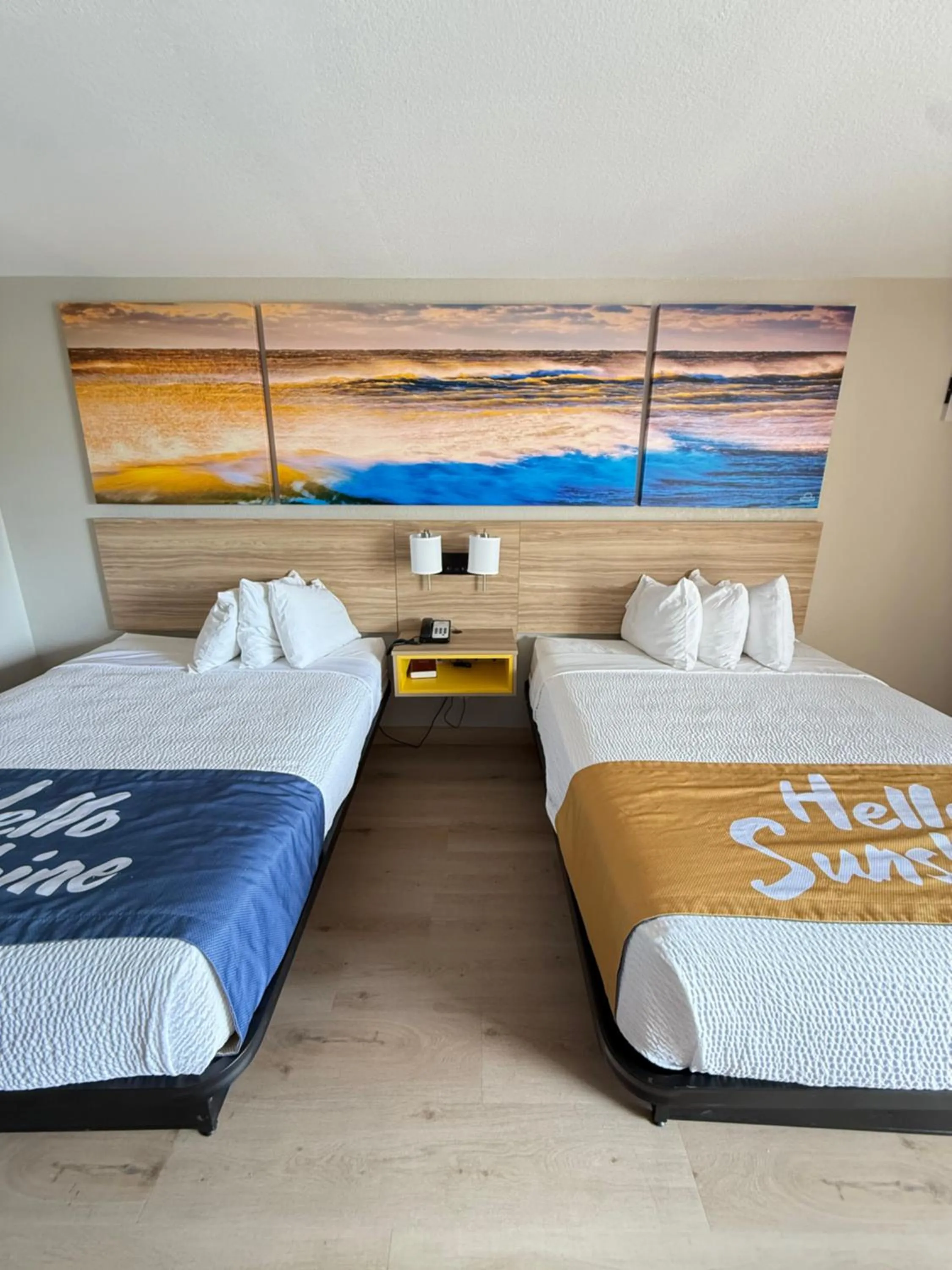 Bed in Days Inn by Wyndham Shorter