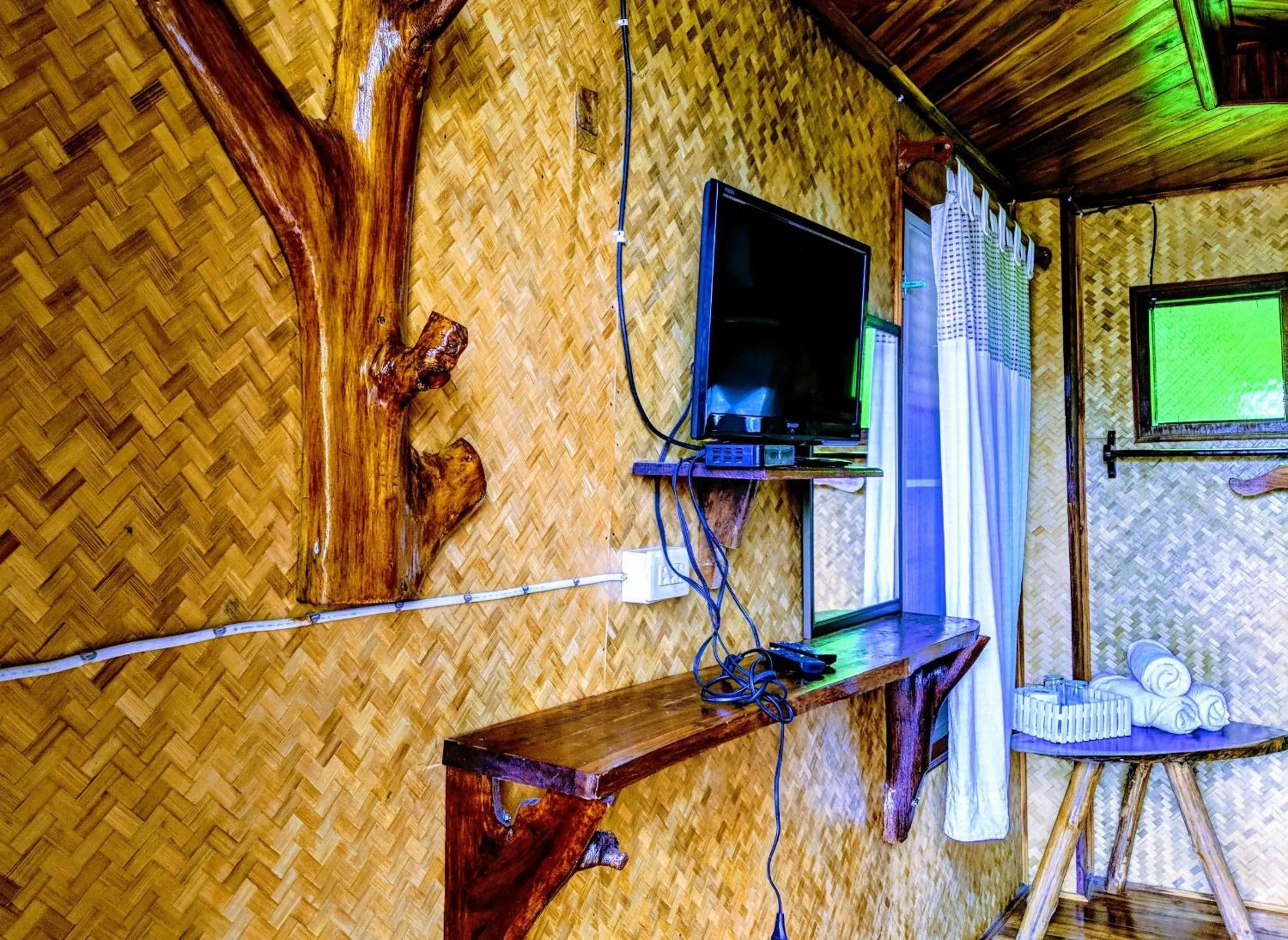 Bansuanphuhong Resort