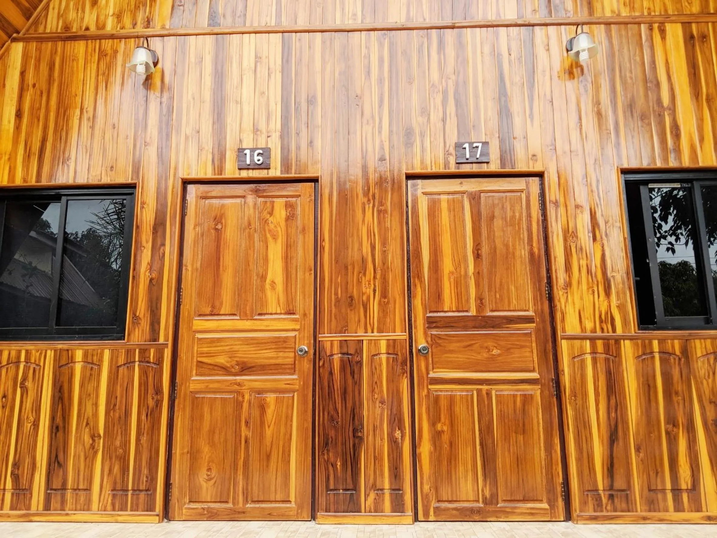 Bansuanphuhong Resort