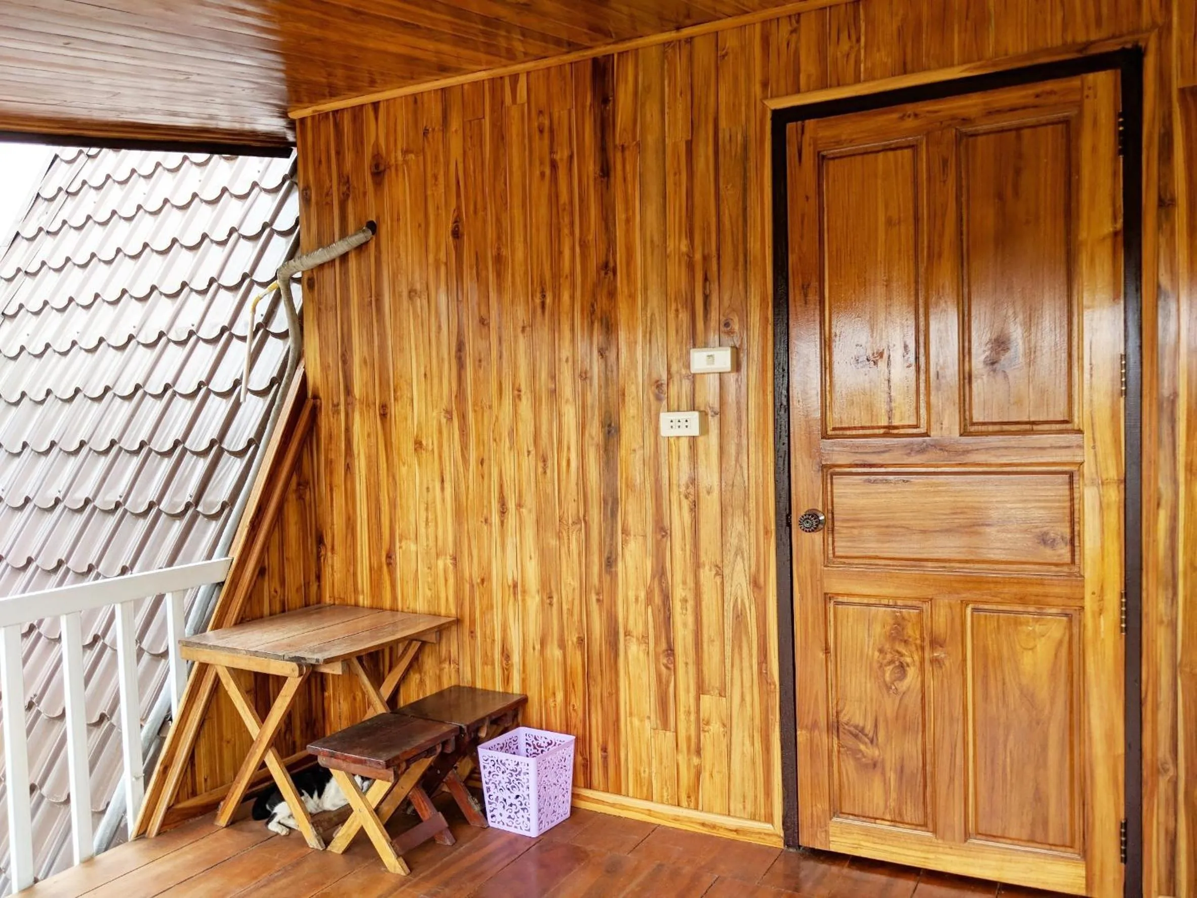 Bansuanphuhong Resort