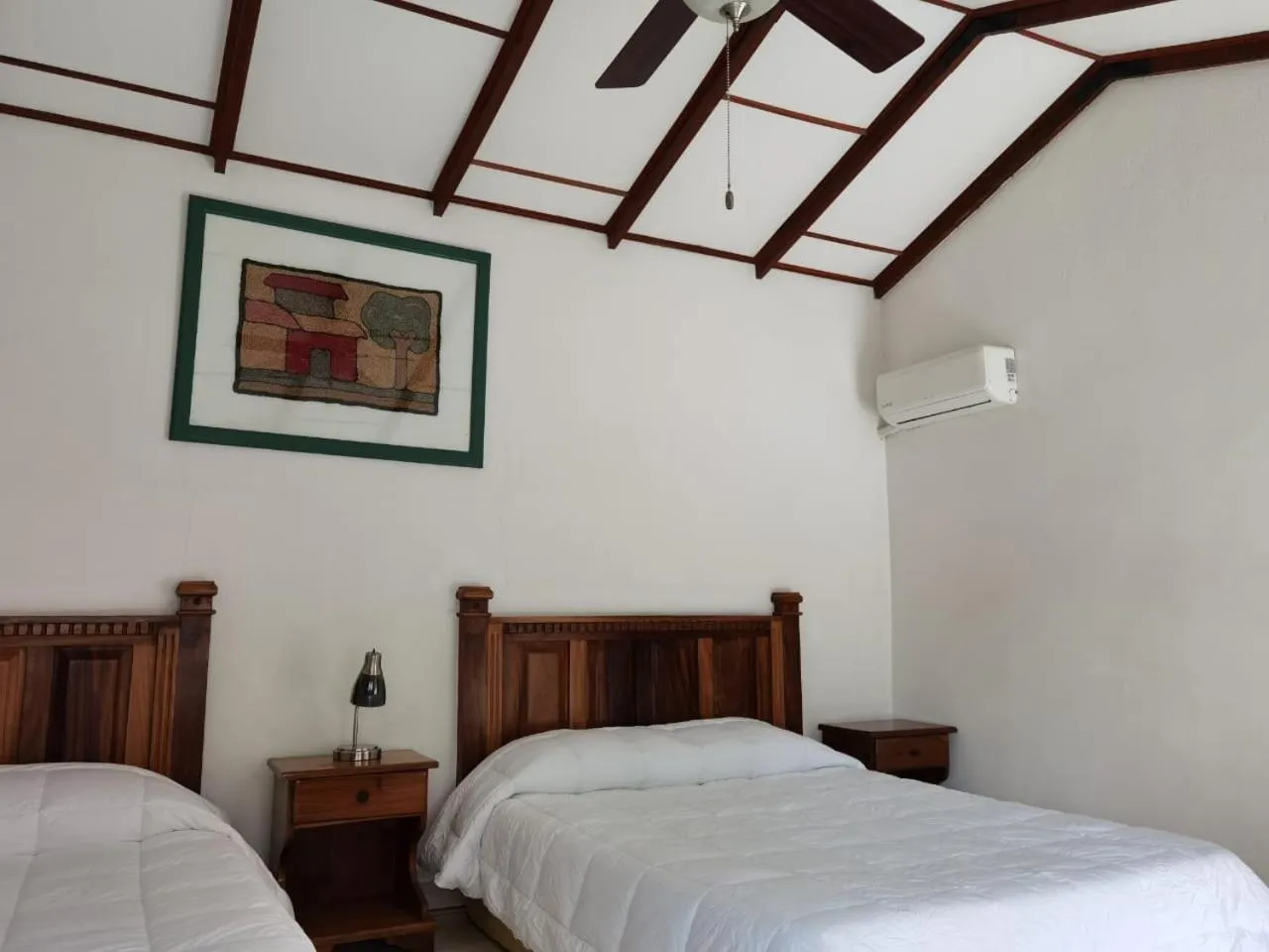 Bed in Hotel Bristol Aeropuerto