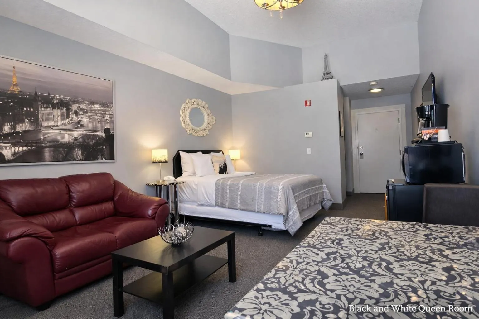 Bedroom, Bed in Mountain View Inn