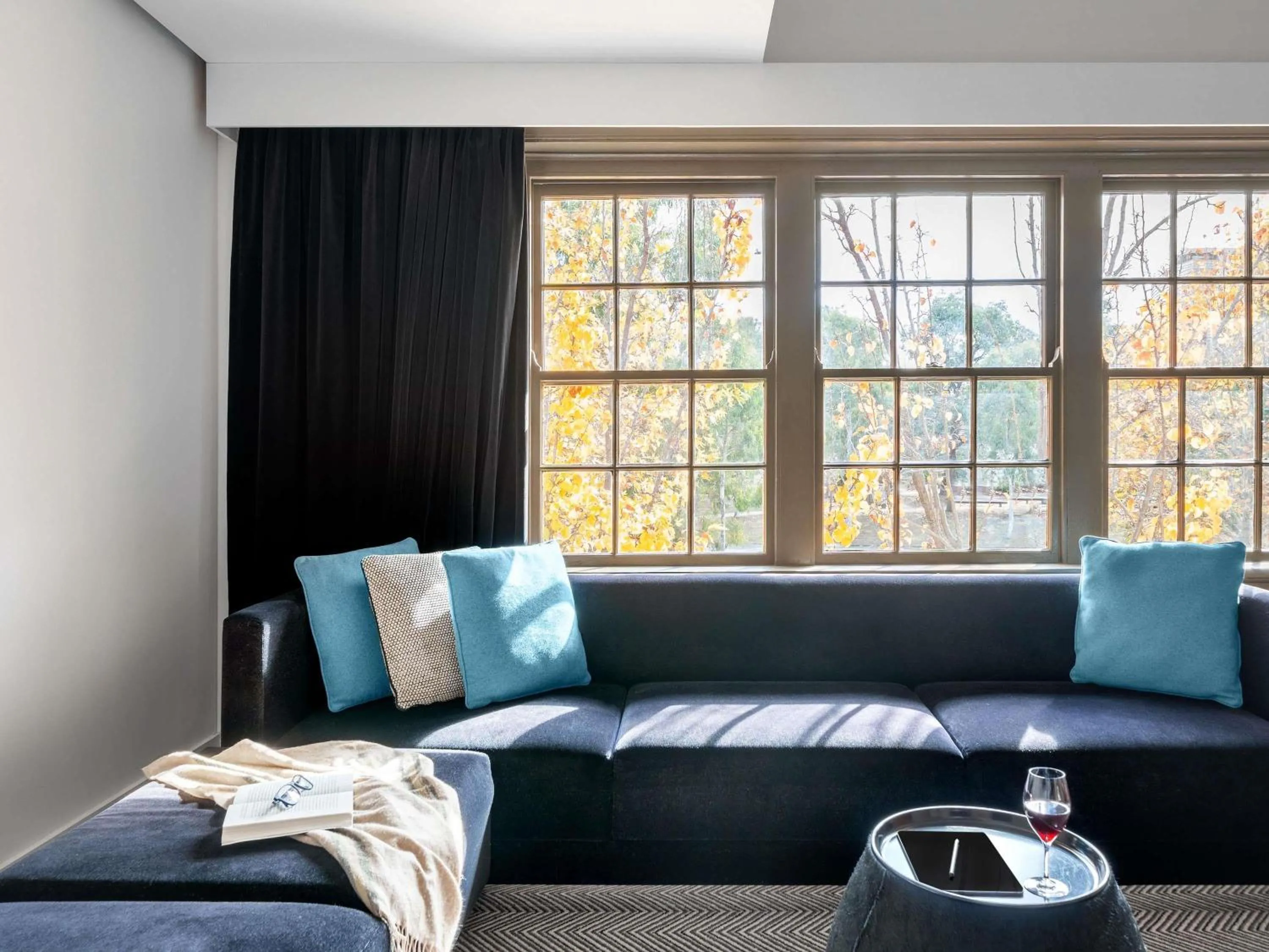 Bedroom in Peppers Gallery Hotel