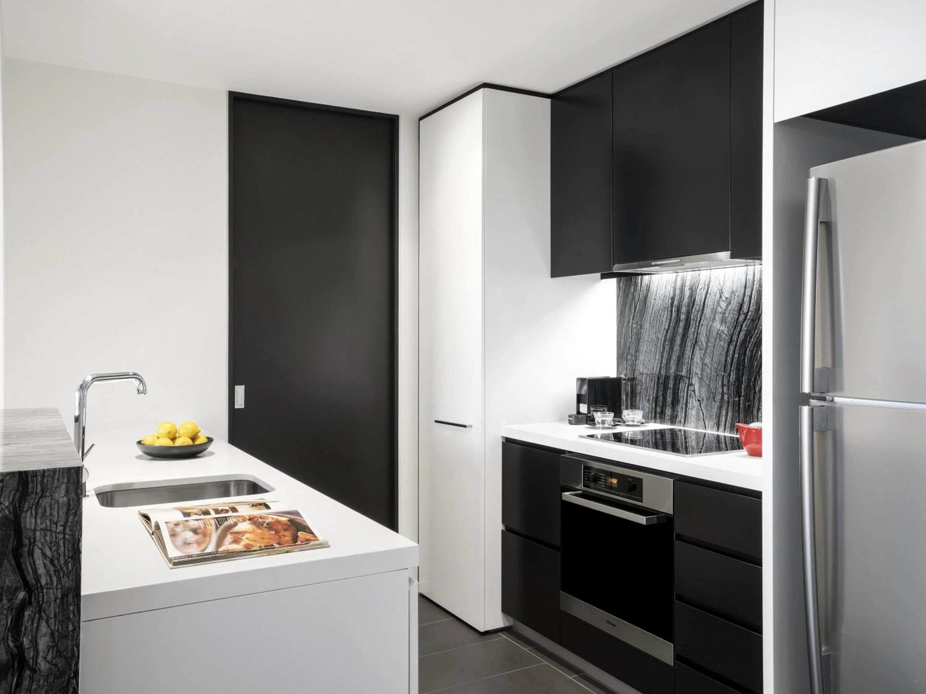 Bedroom in Peppers Gallery Hotel