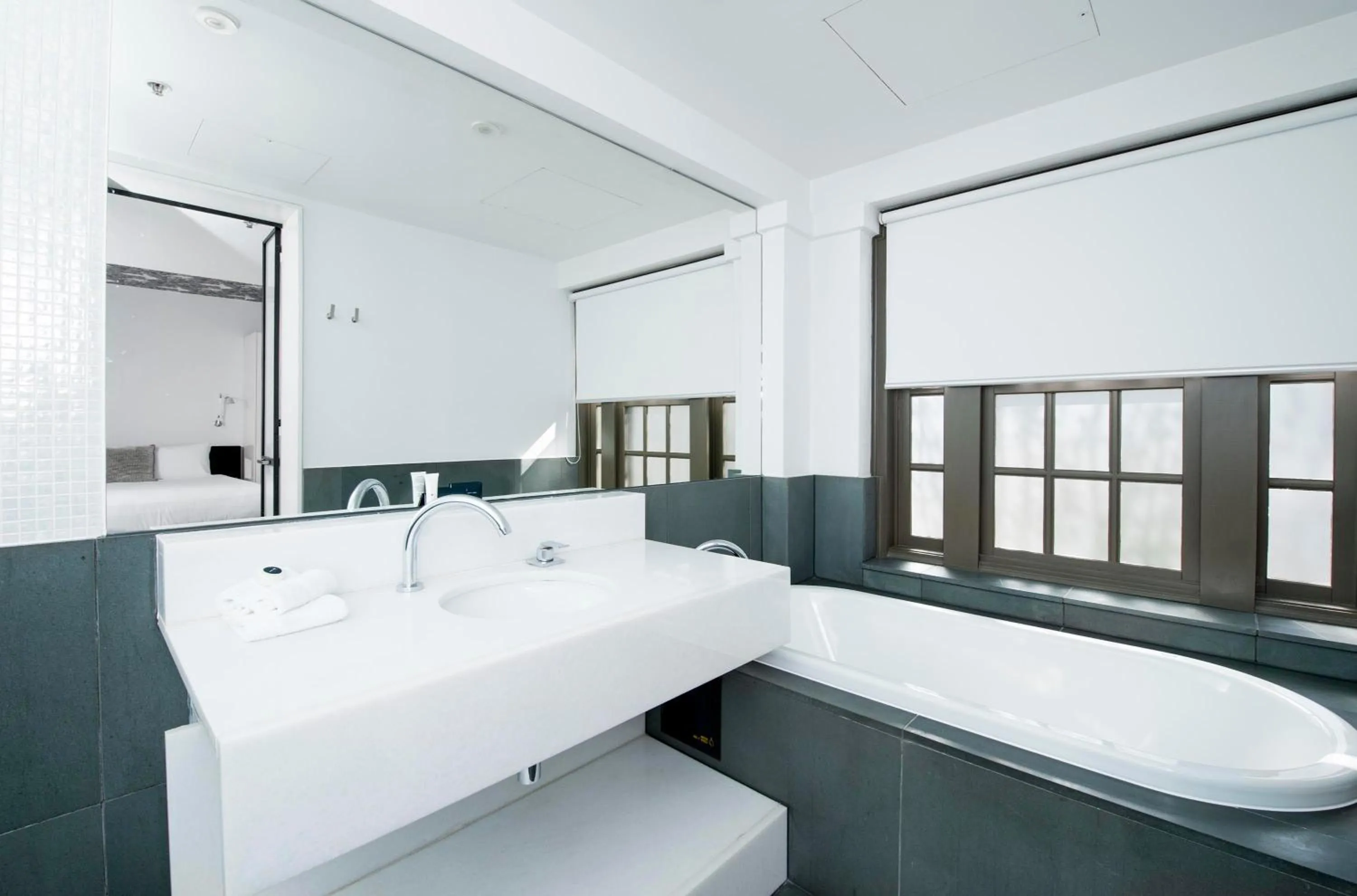 Bathroom in Peppers Gallery Hotel