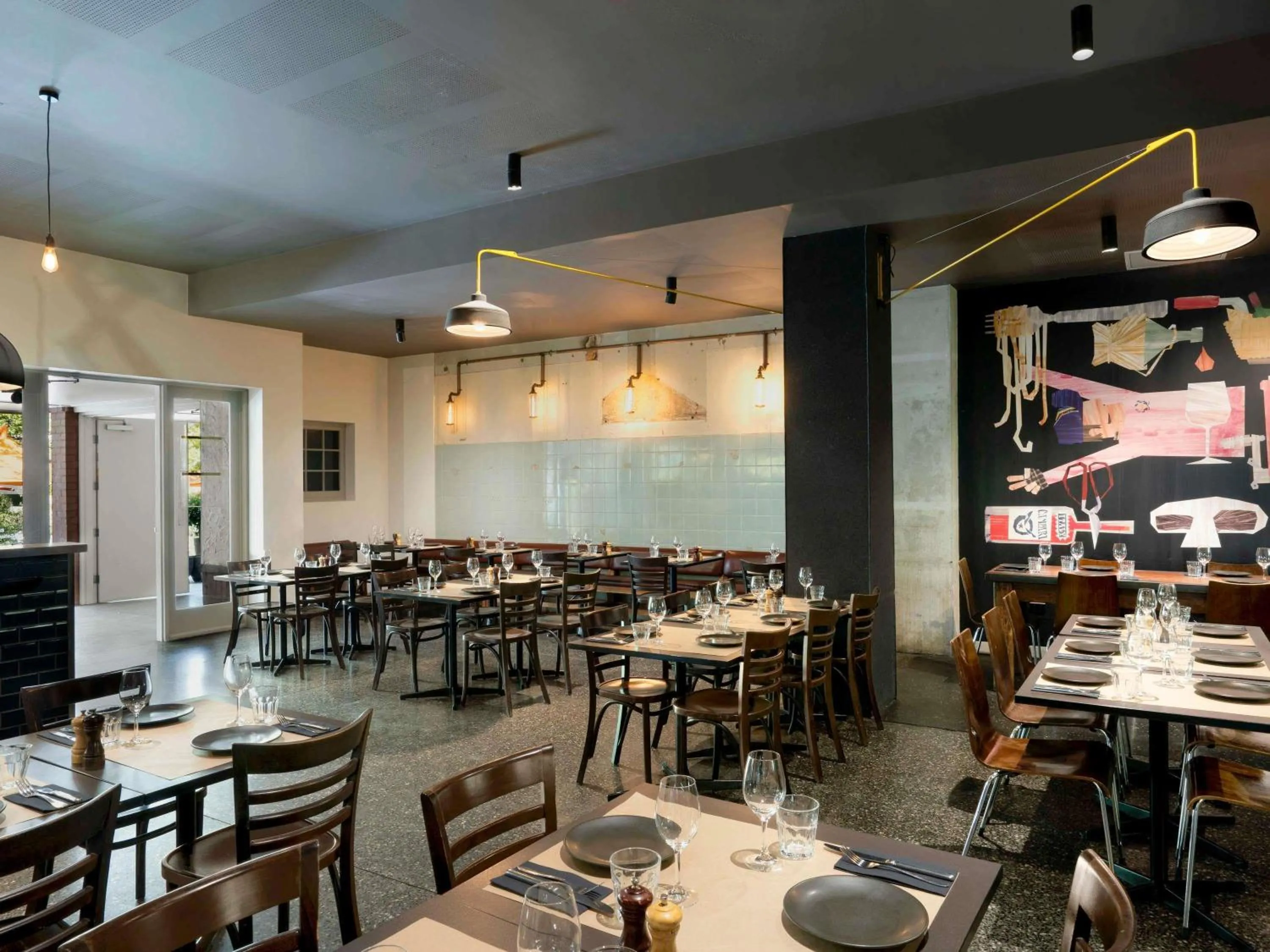 Property building in Peppers Gallery Hotel